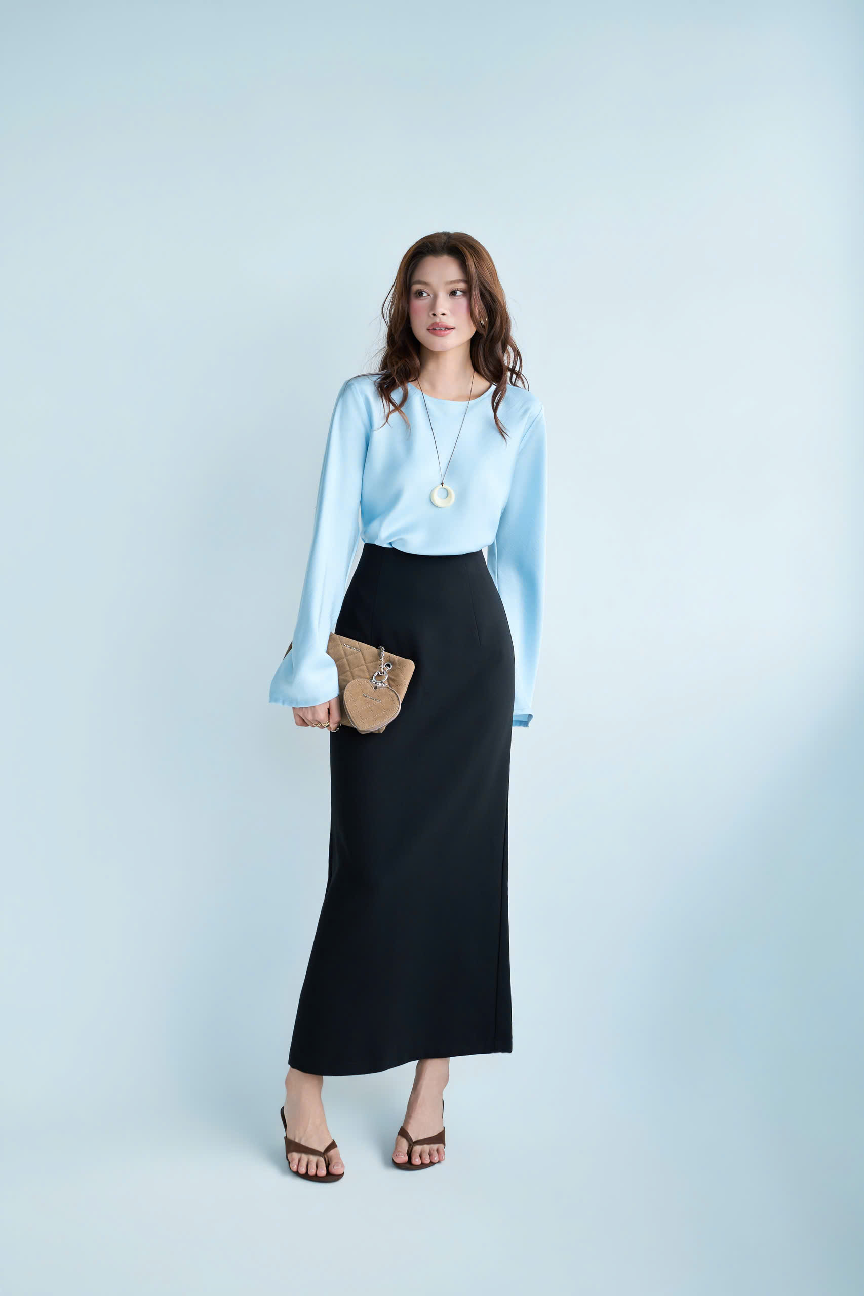 Chân váy dài BACK SLIT SKIRT