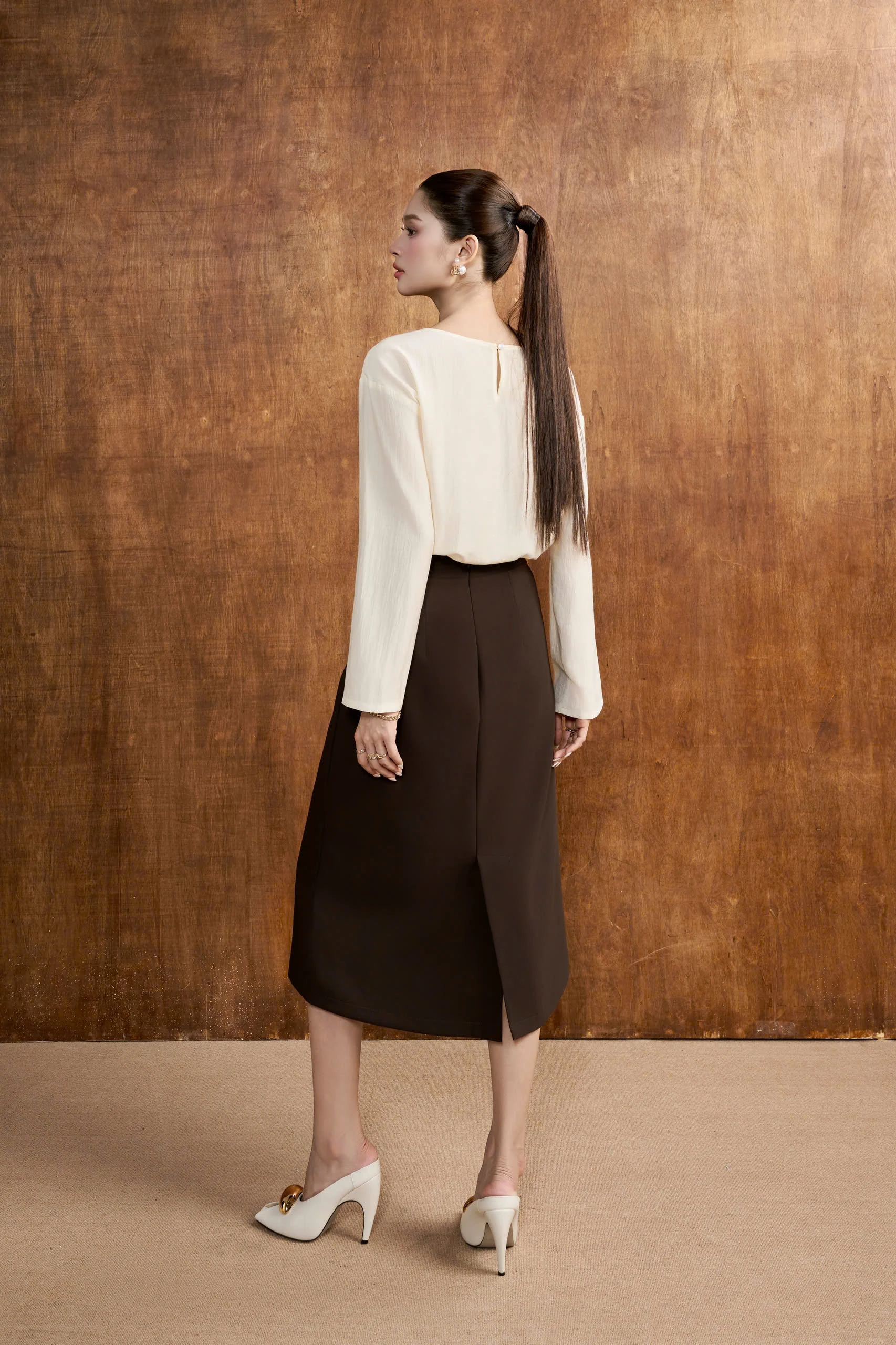 Chân váy dài CUT BACK SKIRT