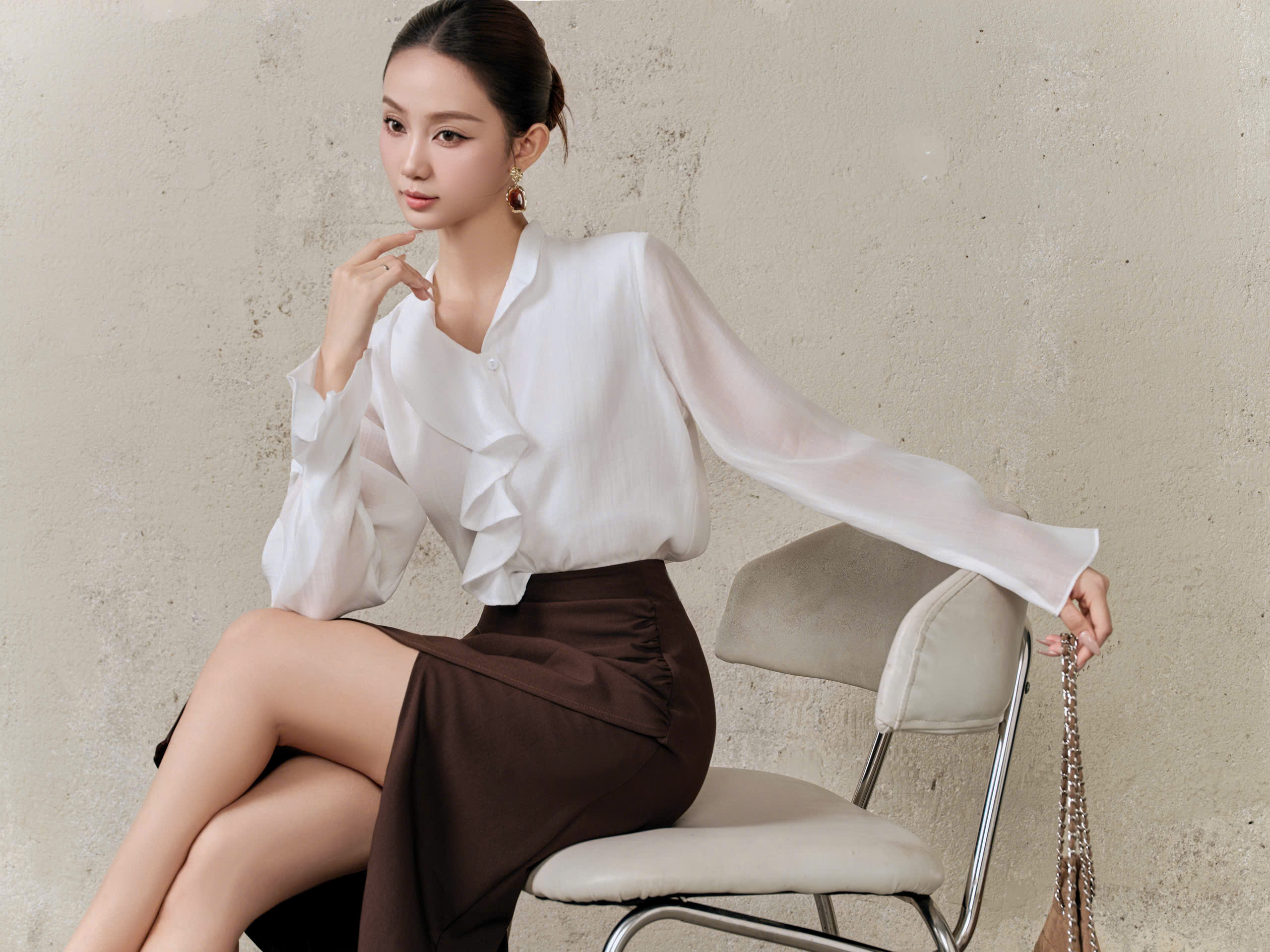 Chân váy lửng DRAPED SIDE SKIRT
