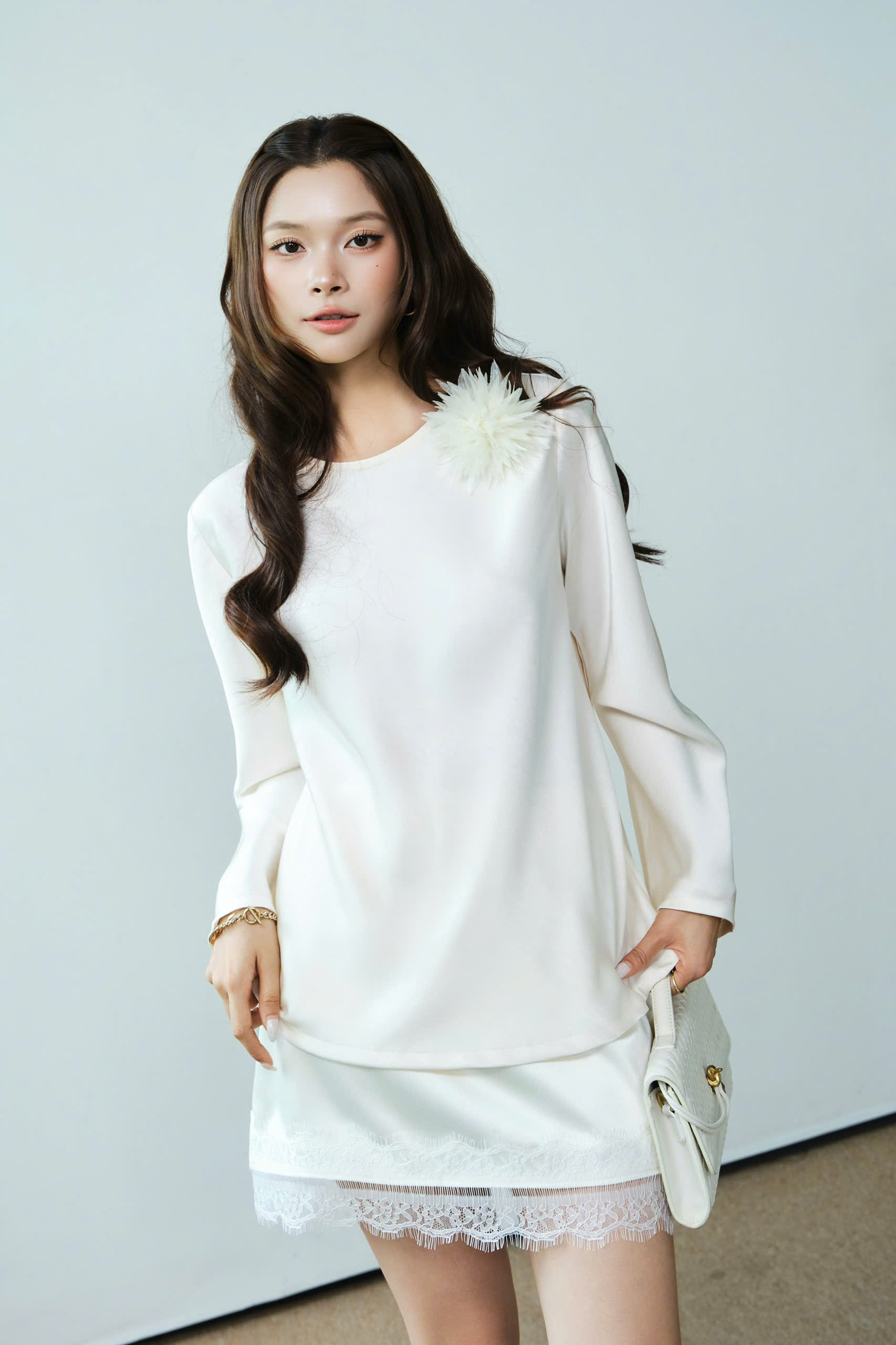 Chân váy ngắn SHORT LACE SKIRT