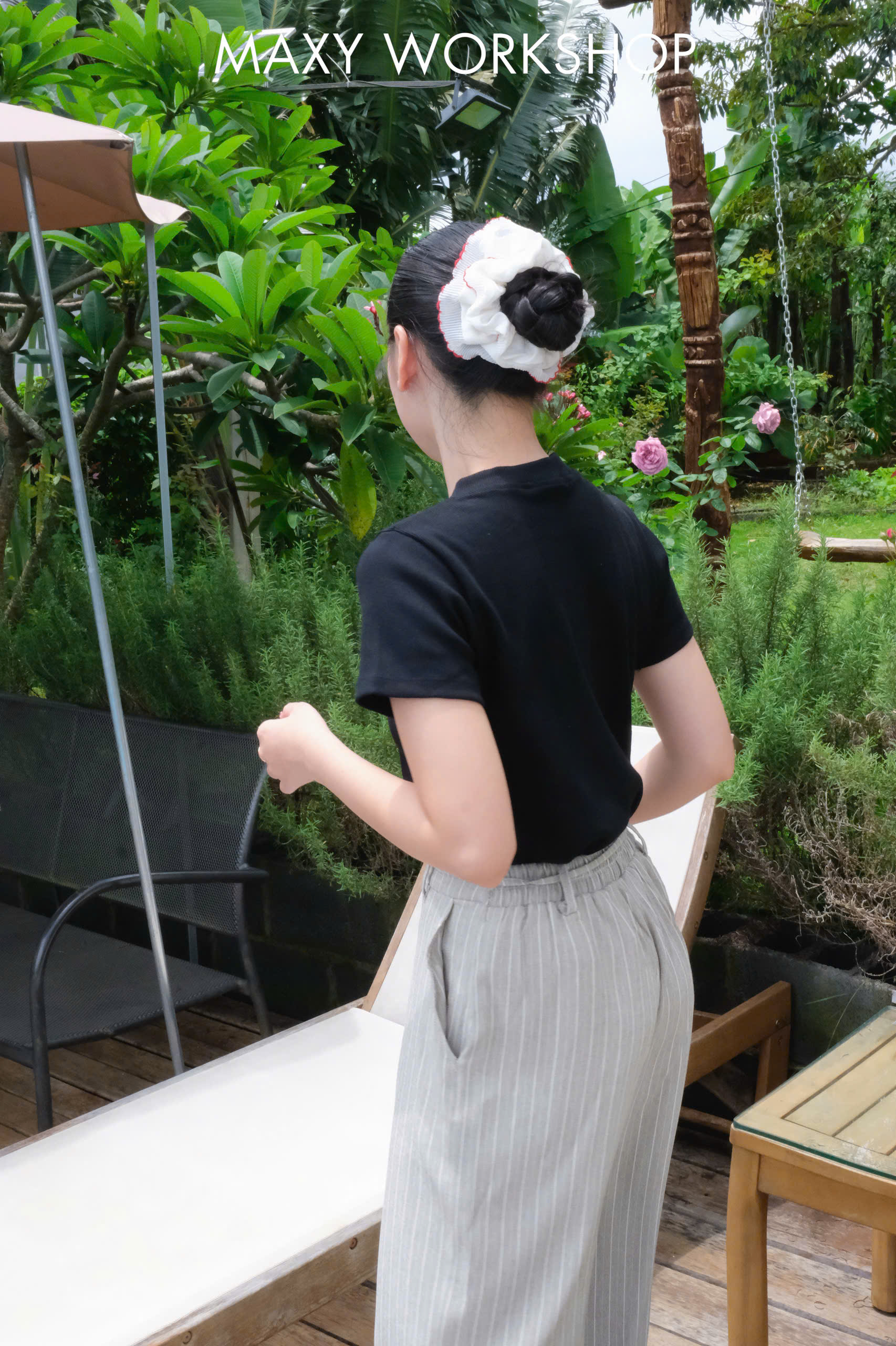 Quần STRIPPED EASY PANTS