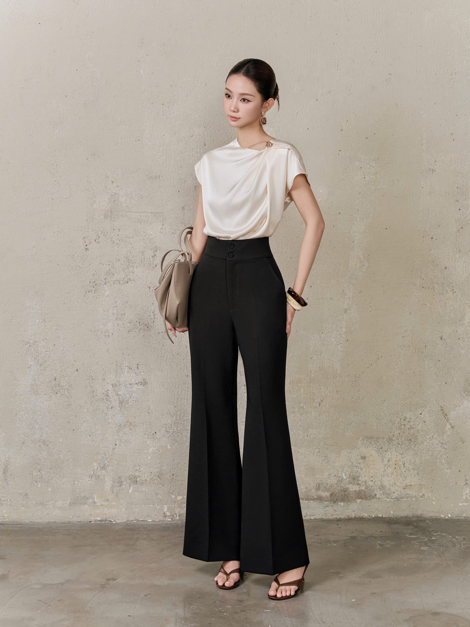 Quần dài FLARE PANTS