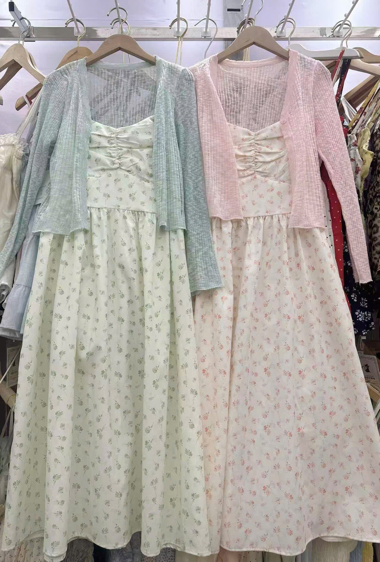 SH07 Set hè hoa nhí kèm khoác ngoài 822