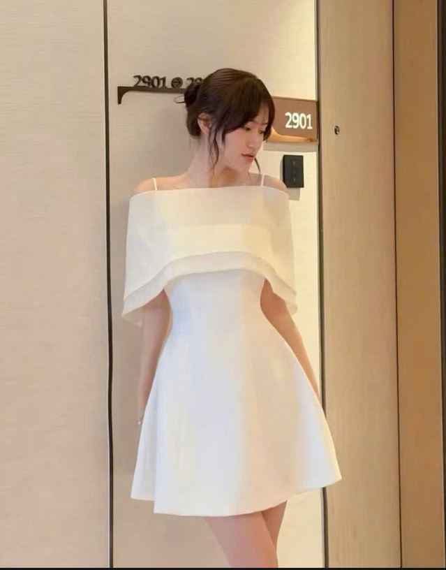 VN04 Váy ngắn 2 dây phối choàng trễ vai bigsize