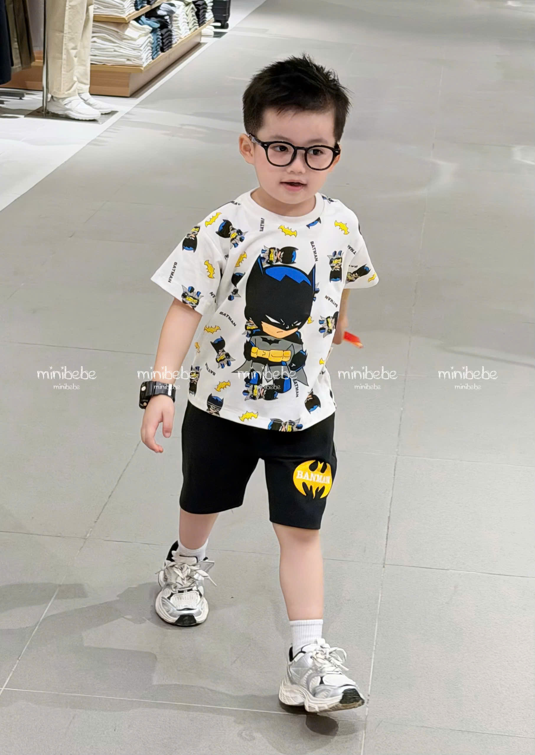 XẢ A132 - SET BỘ BATMAN ĐEN TRẮNG