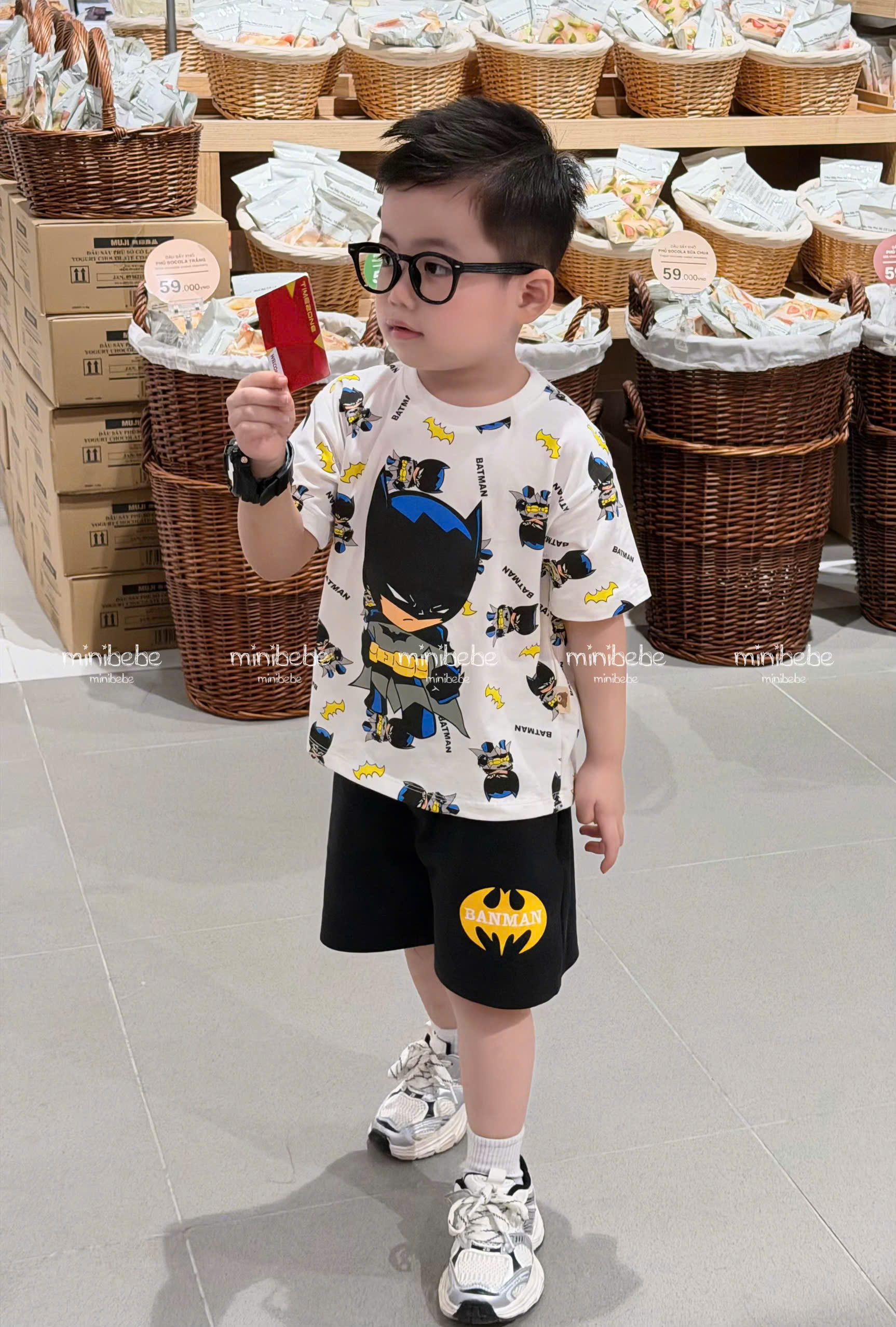 XẢ A132 - SET BỘ BATMAN ĐEN TRẮNG