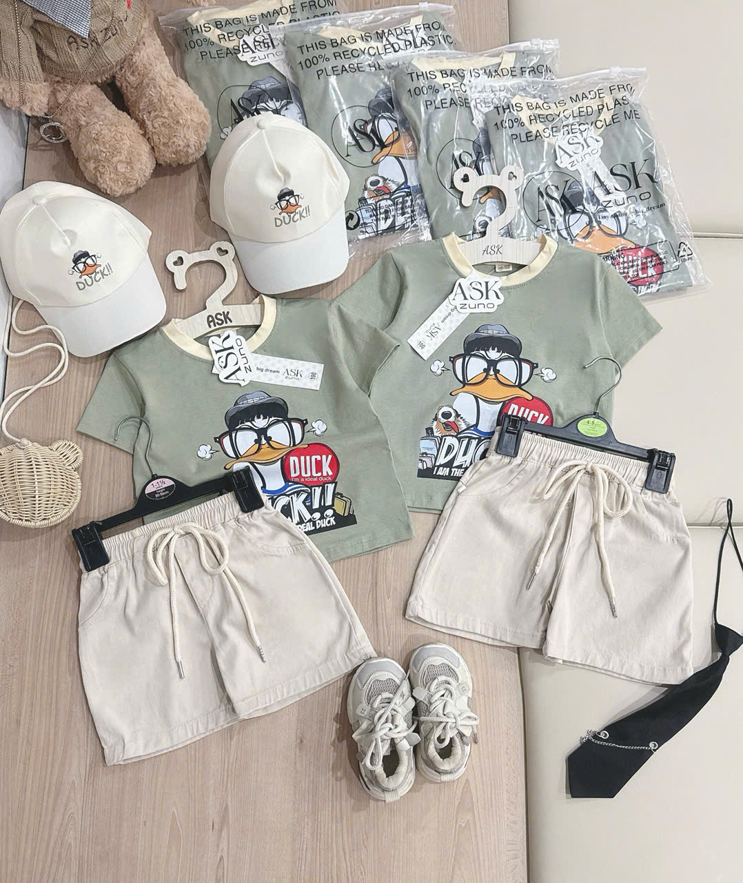 XẢ A161 - SET BỘ DUCK XANH CỐM BT KÈM MŨ