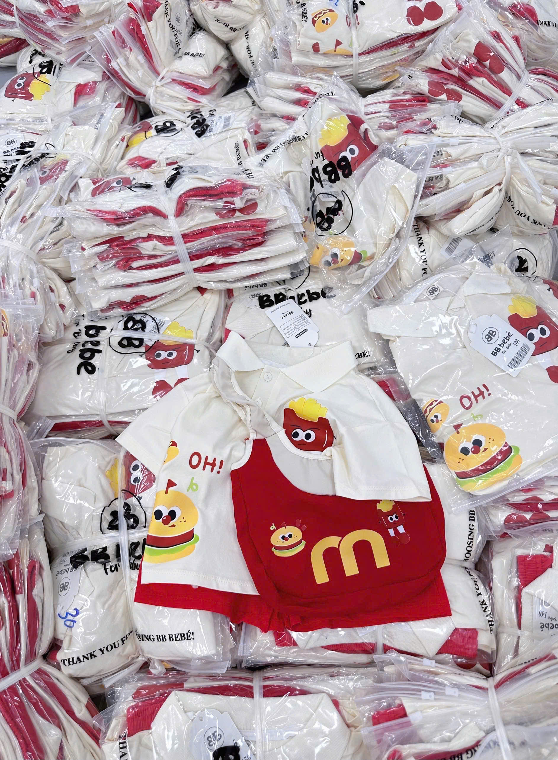 XẢ A192 - SET BỘ HUMBERGER MCDONALD KÈM TÚI
