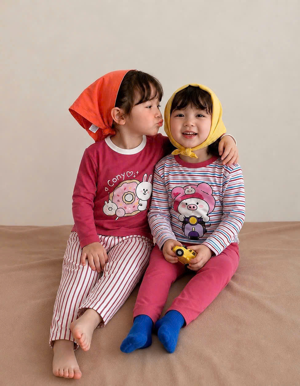 A202 - SET 2 BỘ CONY HỒNG KẺ