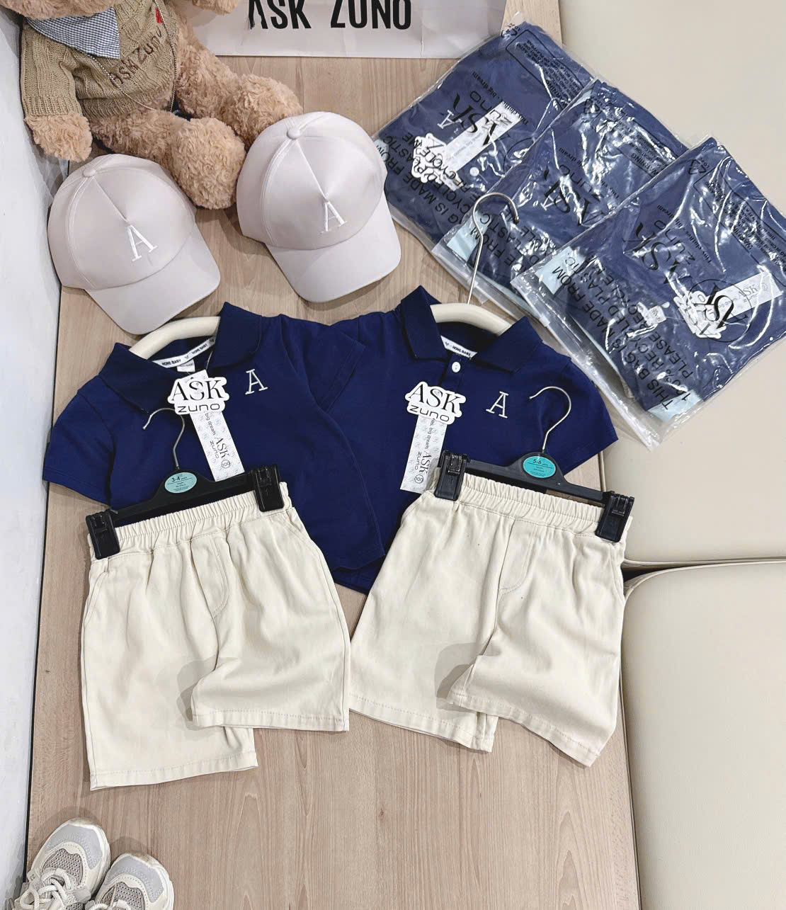 A207 - SET ÁO POLO THAN CHỮ A QUẦN KAKI KÈM MŨ