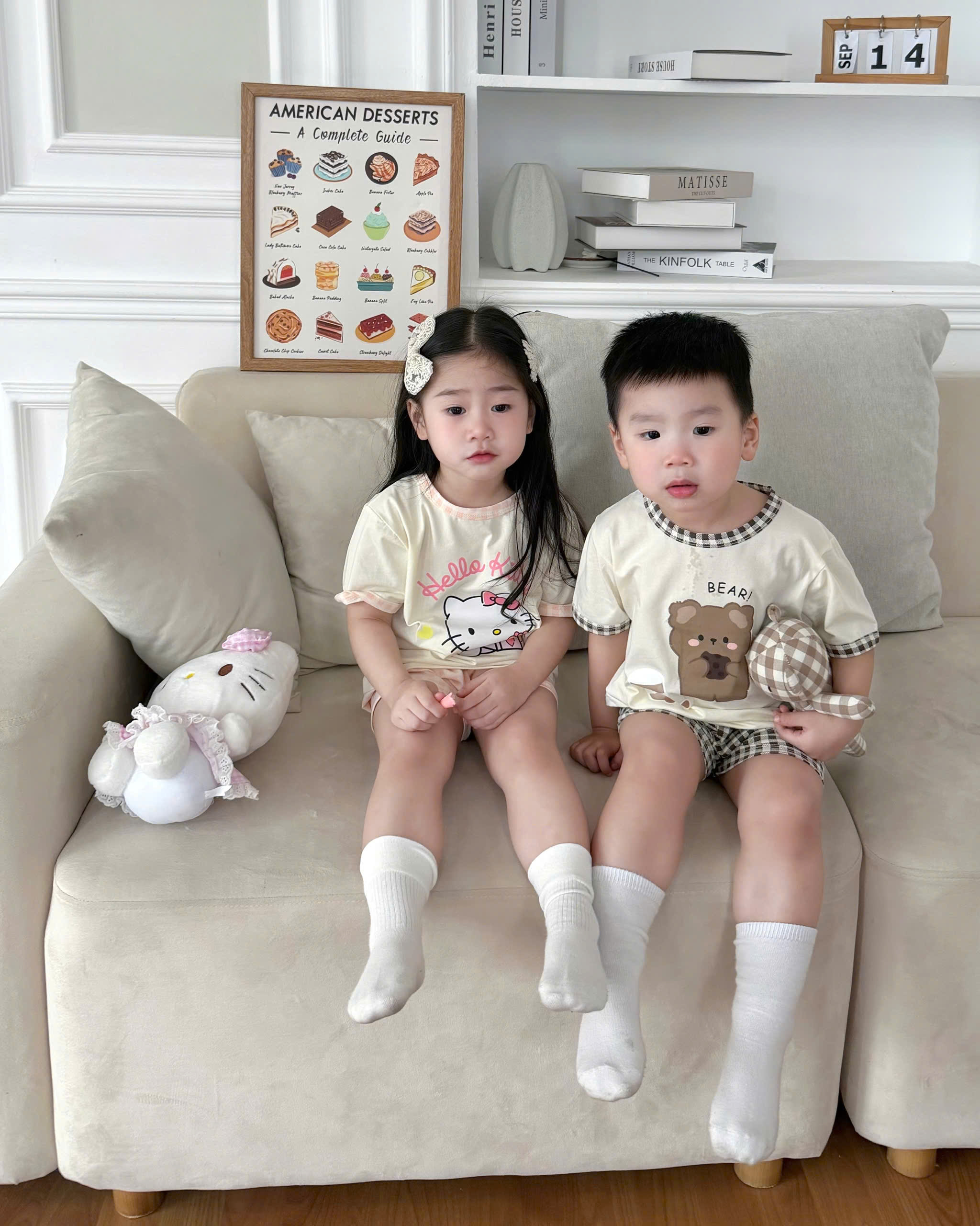 XẢ A230 - SET BỘ ĐỒ NGỦ KITTY GẤU KHỦNG LONG
