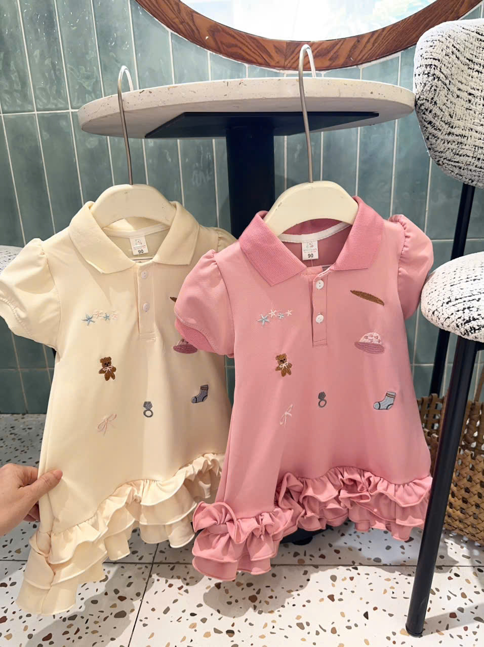 XẢ A278 - VÁY POLO BÉ GÁI PHỐI BÈO TẦNG