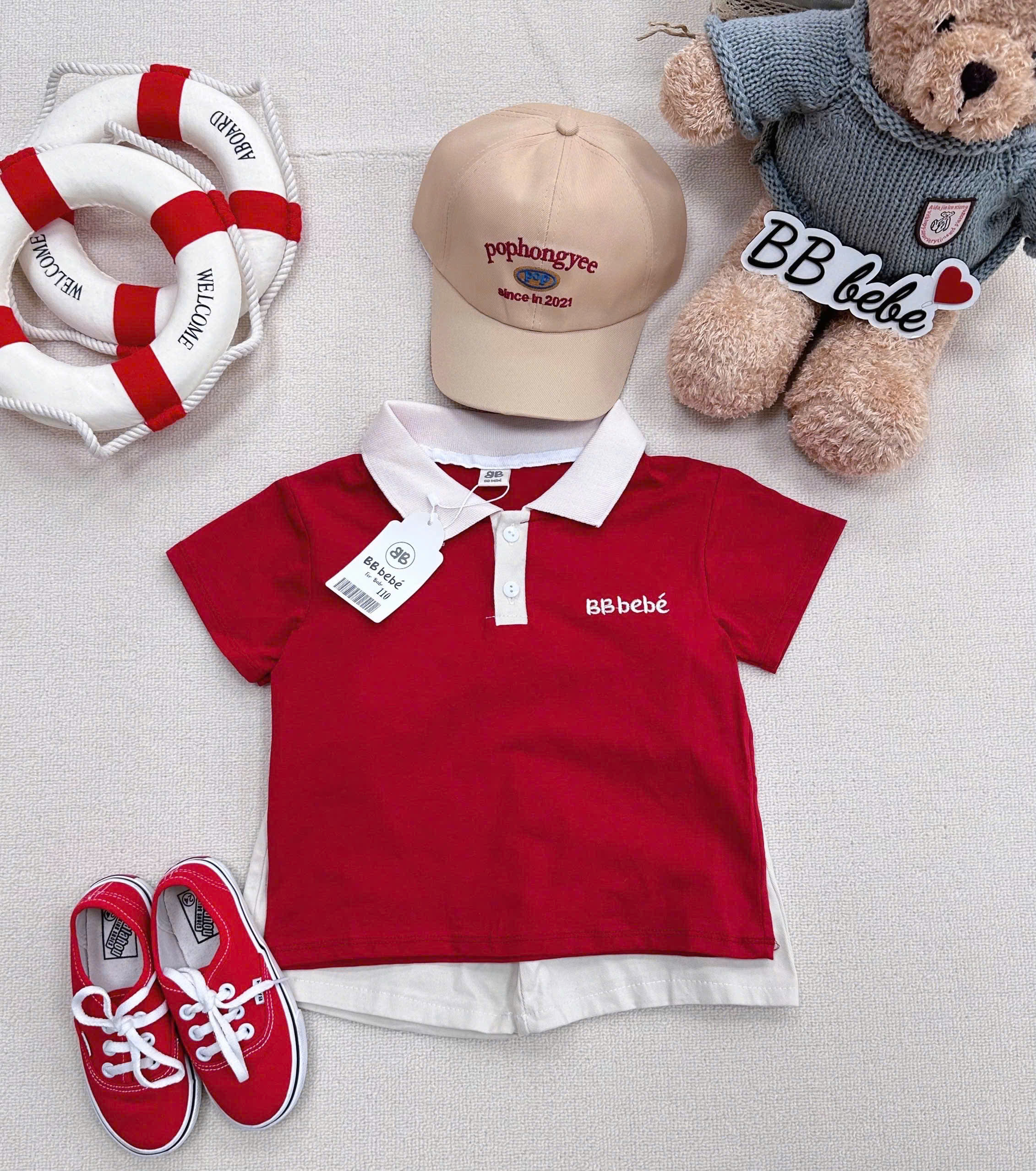 XẢ A292 - SET BỘ ĐỎ BEBE CỔ ĐỨC TRẮNG QUẦN KAKI KÈM MŨ