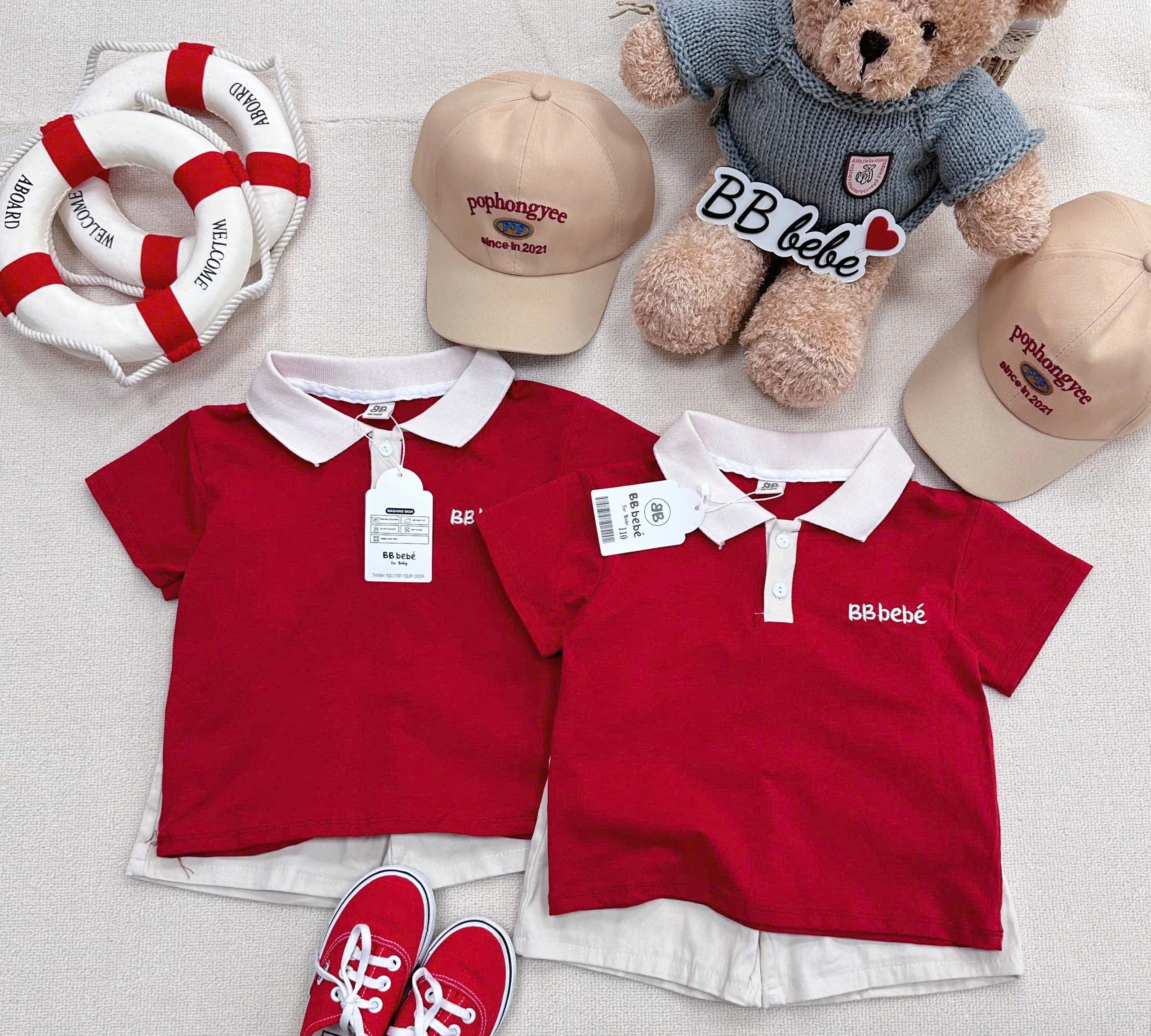 XẢ A292 - SET BỘ ĐỎ BEBE CỔ ĐỨC TRẮNG QUẦN KAKI KÈM MŨ
