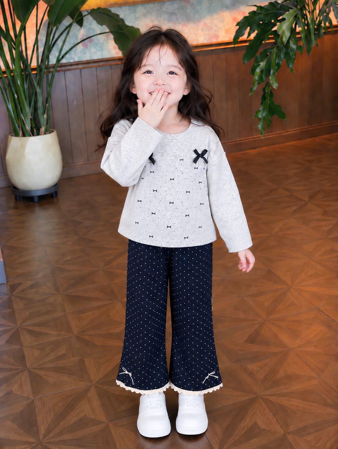 A302 - SET BÉ GÁI NƠ ĐEN QUẦN BI