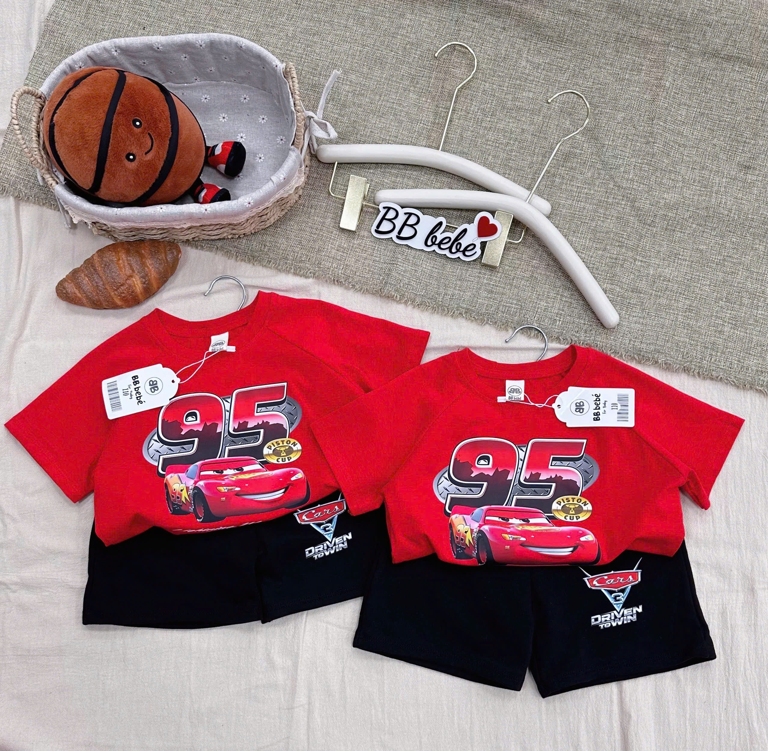 XẢ A313 - SET BỘ Ô TÔ ĐỎ QUẦN ĐEN