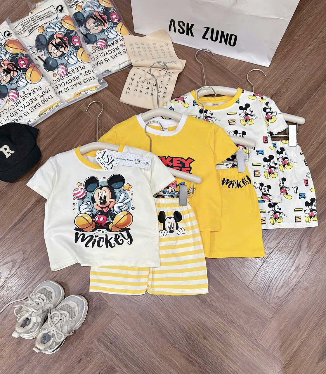 XẢ A319 - SET 3 BỘ MICKEY CỘC TONE VÀNG BT