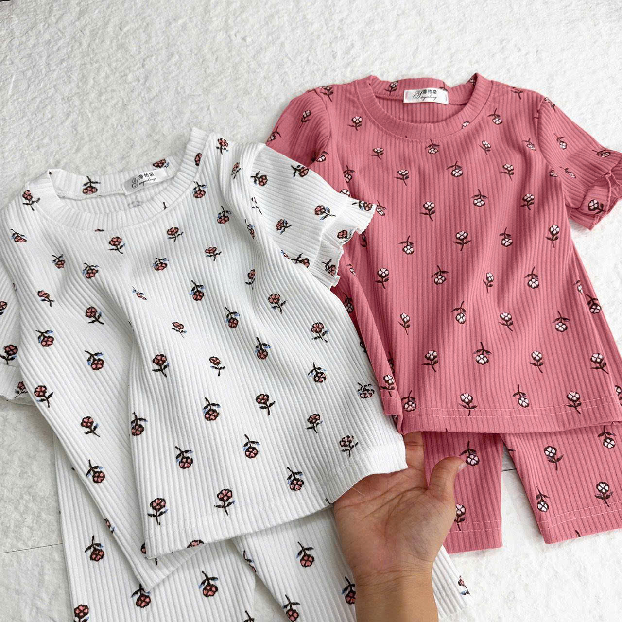 XẢ A327 - SET 2 BỘ HOA NHÍ TRẮNG HỒNG BG SIZE NHỠ