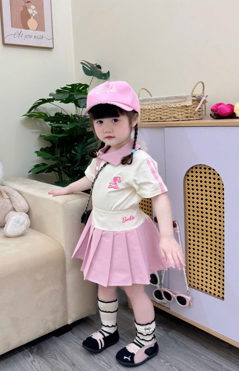 XẢ A350 - SET BÉ GÁI BARBIE KÈM MŨ