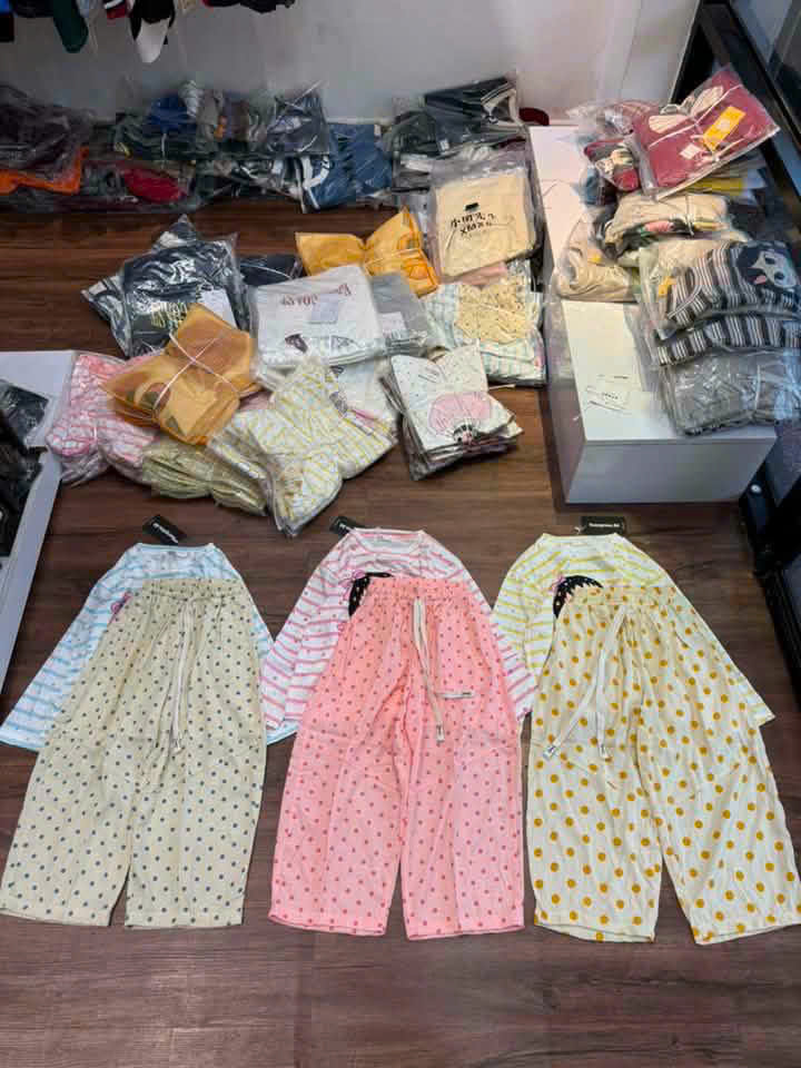 A364 - SET ÁO ZIP QUẦN ĐŨI CHẤM BI