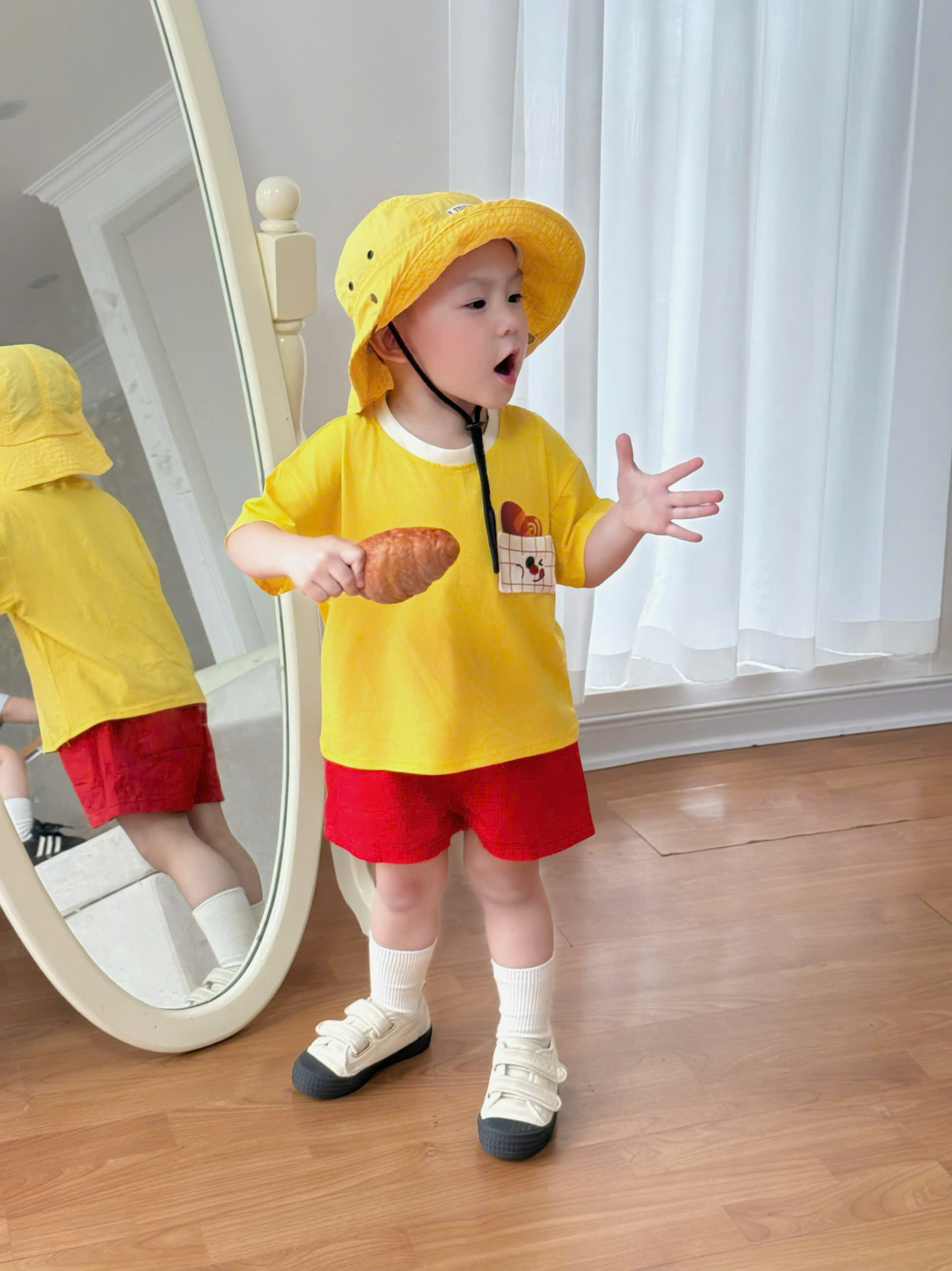 XẢ A365 - SET 3 ÁO HỌA TIẾT THỨC ĂN VÀNG KEM KẺ XANH