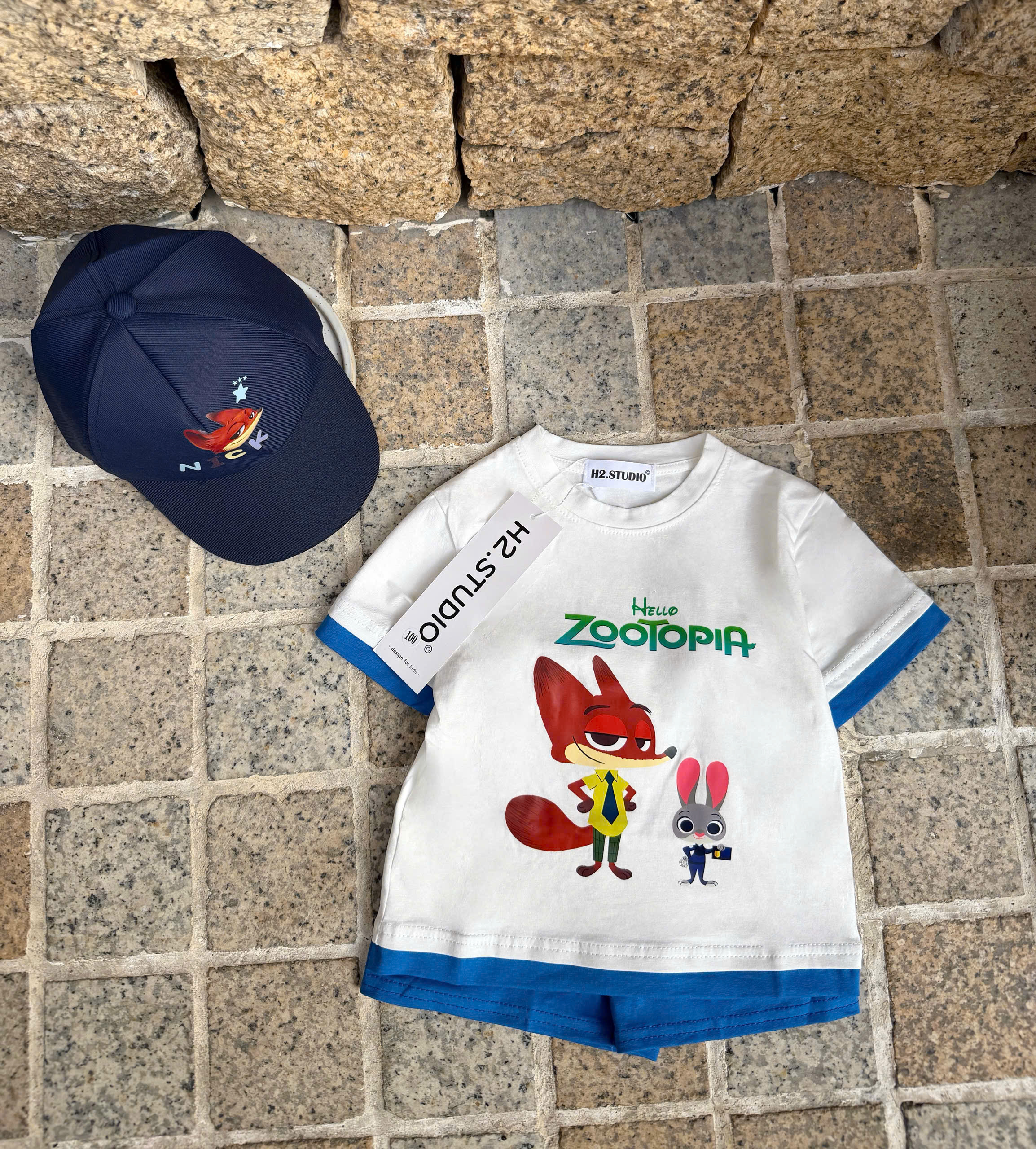 XẢ A373 - SET BỘ CÁO ZOOTOPIA THAN PHỐI TRẮNG KÈM MŨ