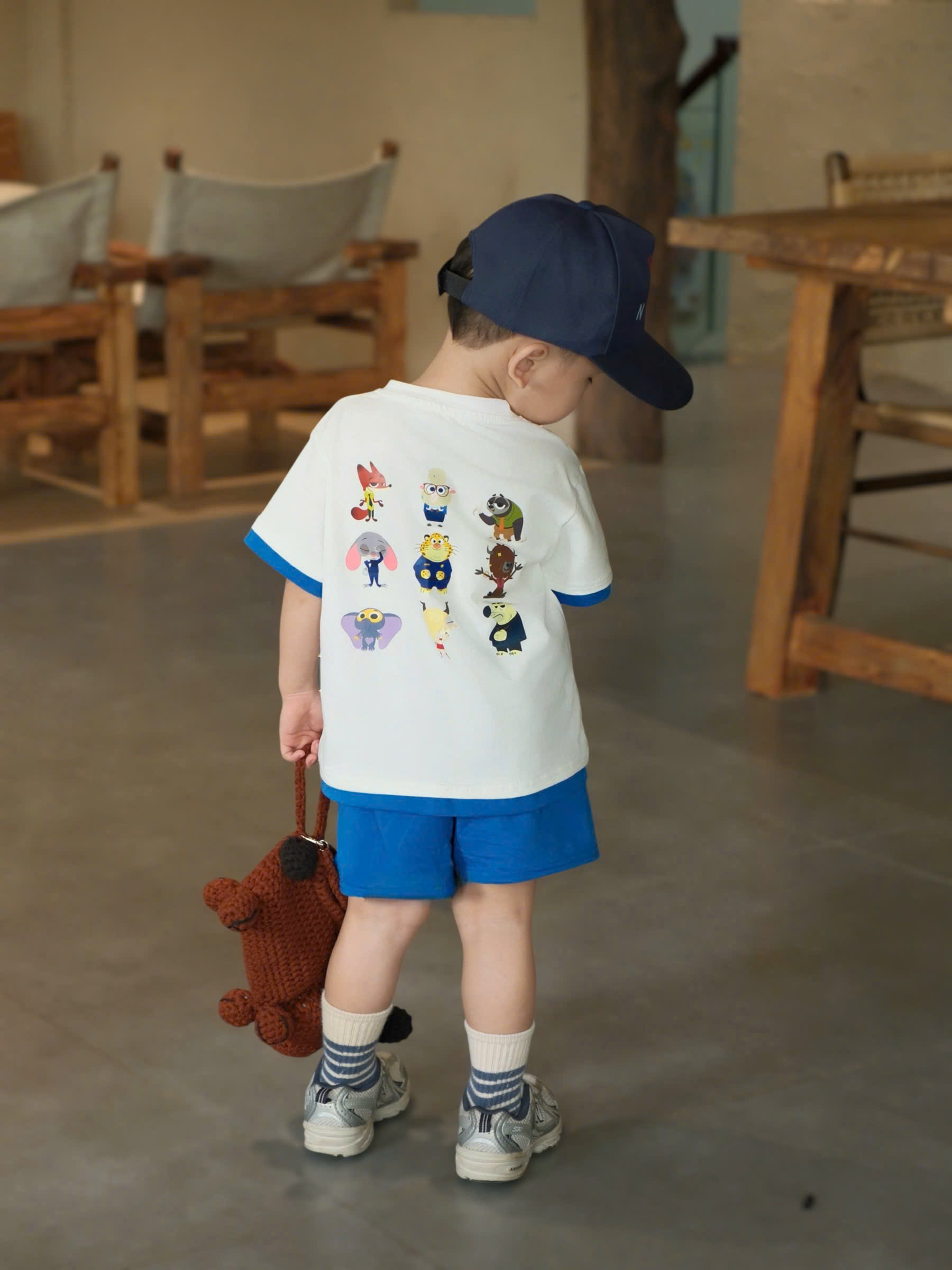 XẢ A373 - SET BỘ CÁO ZOOTOPIA THAN PHỐI TRẮNG KÈM MŨ