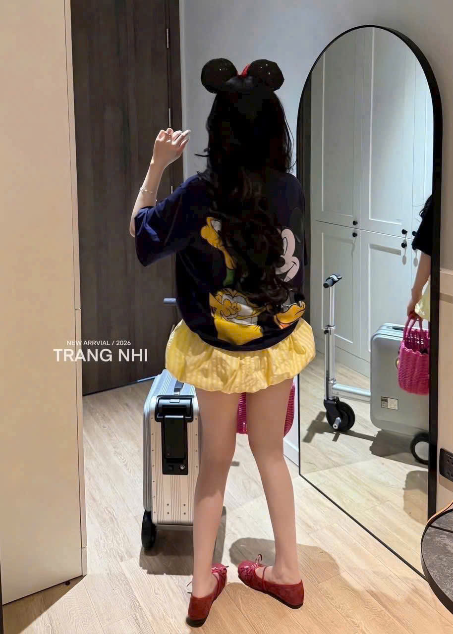 XẢ A392 - SET CHÂN VÁY ĐŨI BÍ VÀNG PHỐI ÁO MICKEY