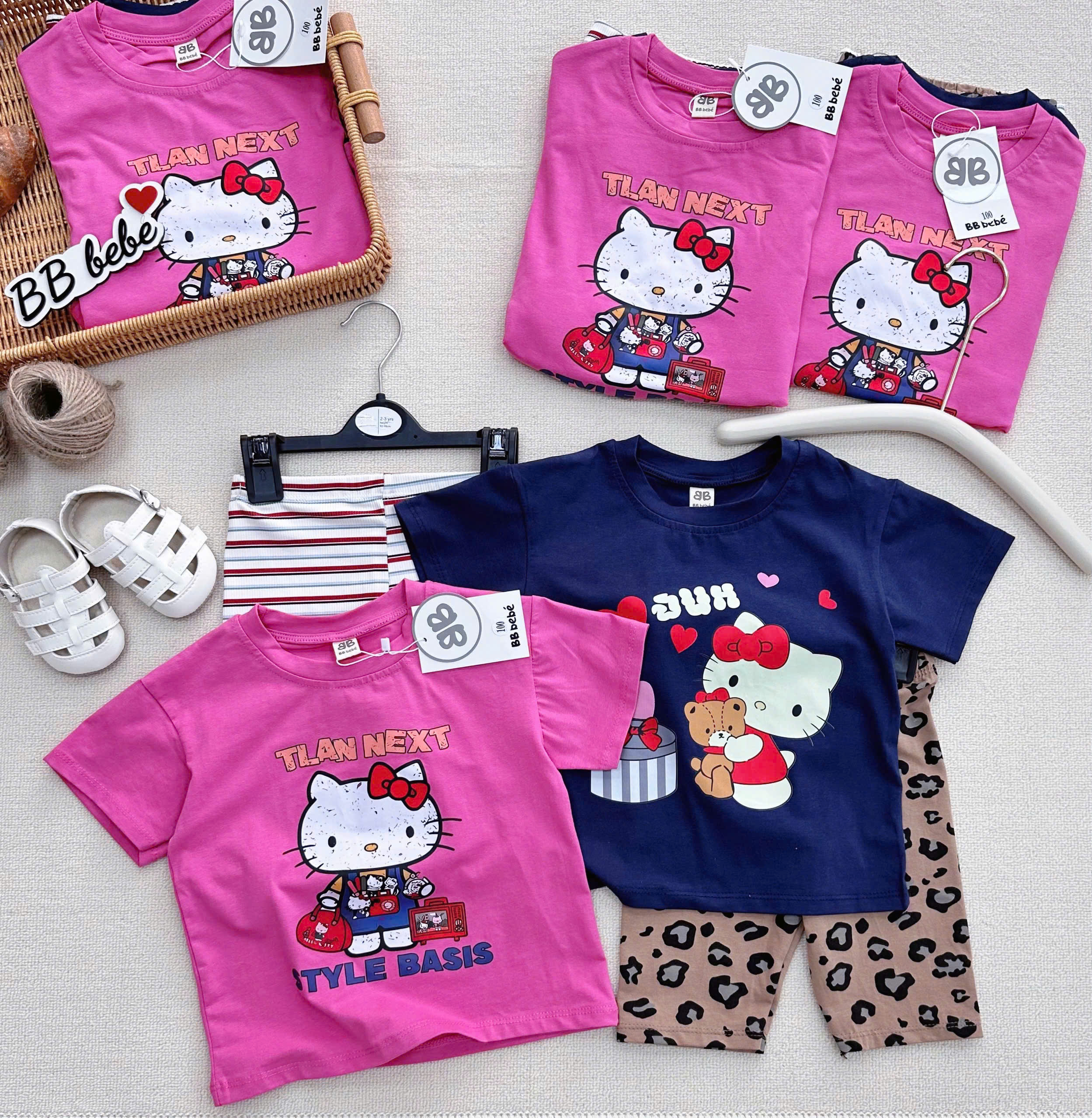 XẢ A442 - SET 2 BỘ HELLO KITTY HỒNG THAN