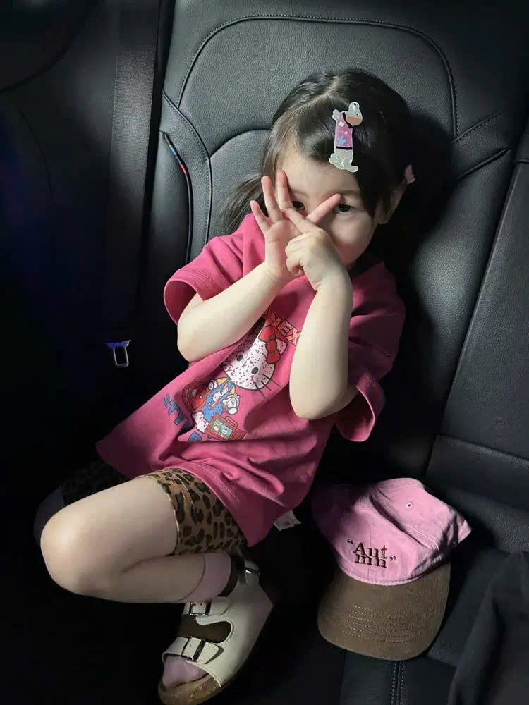 XẢ A442 - SET 2 BỘ HELLO KITTY HỒNG THAN