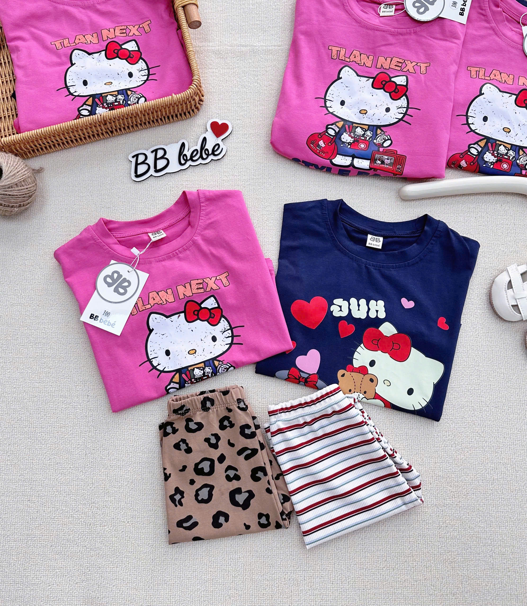 XẢ A442 - SET 2 BỘ HELLO KITTY HỒNG THAN