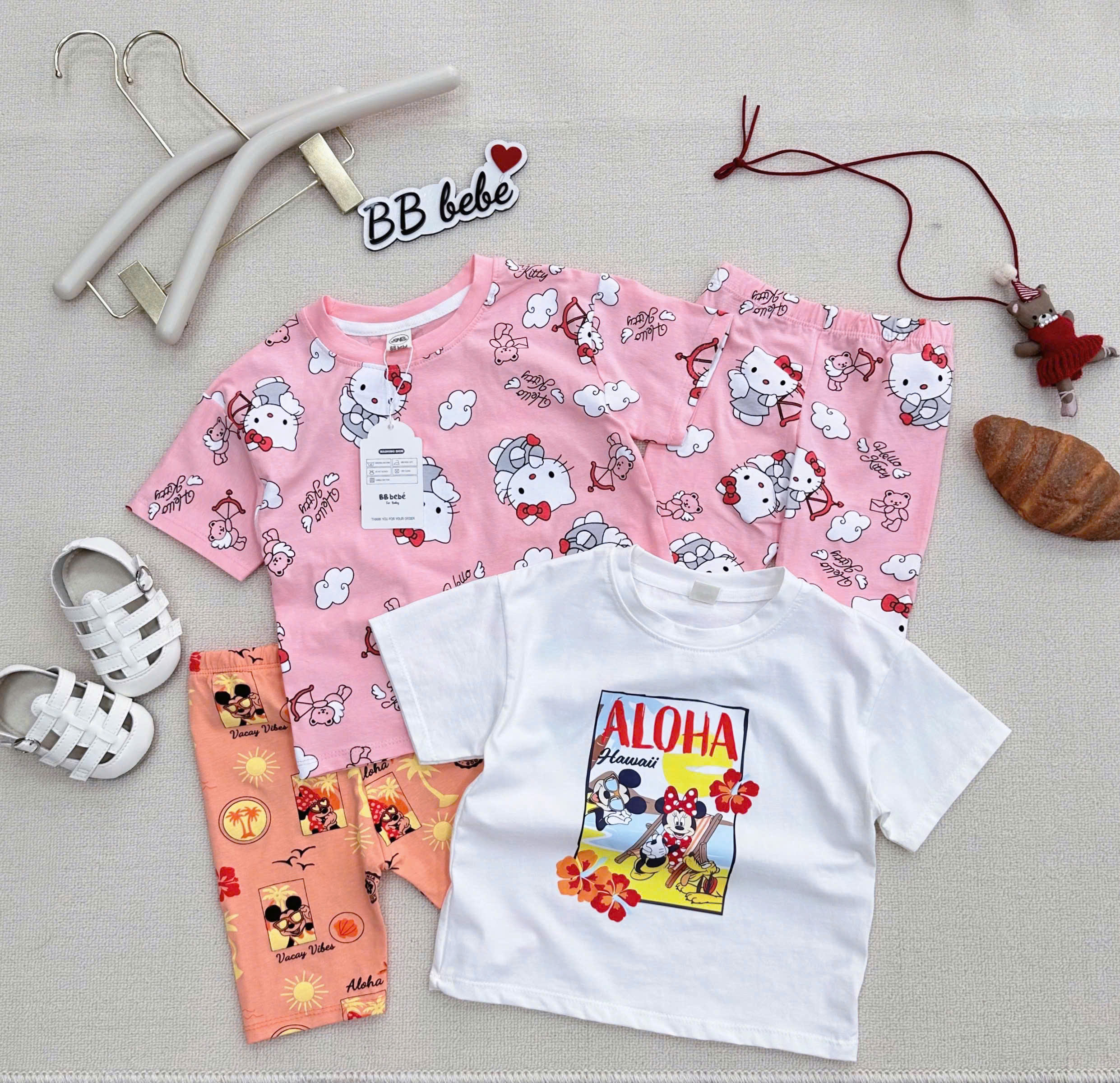 XẢ A460 - SET 2 BỘ KITTY HỒNG ALOHA MICKAY TRẮNG CAM