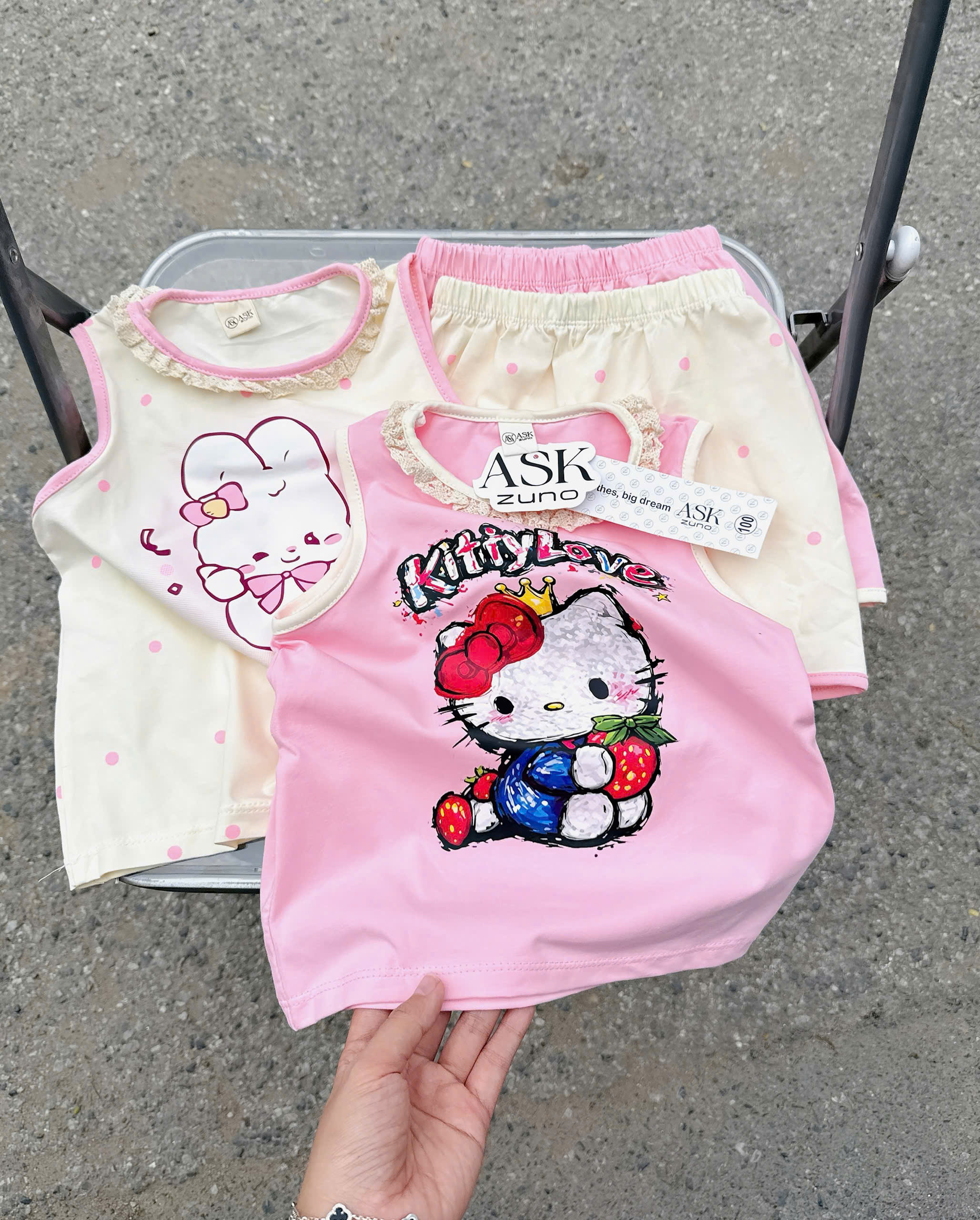 XẢ A491 - SET 2 BỘ THỎ KITTY KEM HỒNG