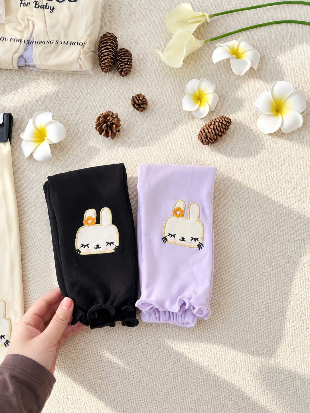 A503 - SET 2 QUẦN LEGGING THÊU THỎ