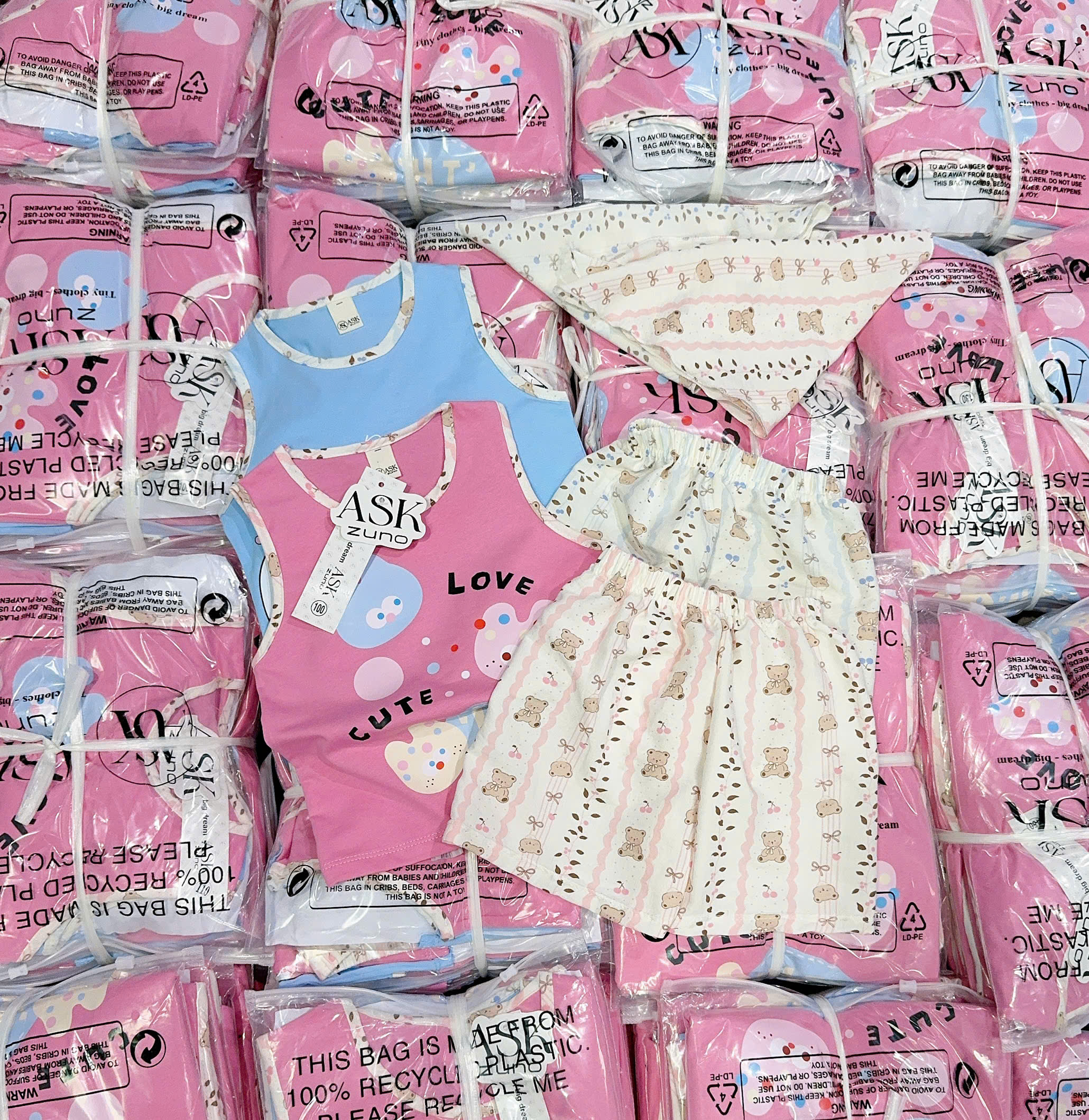 XẢ A537 - SET 2 BỘ VỊT XANH LOVECUTE HỒNG