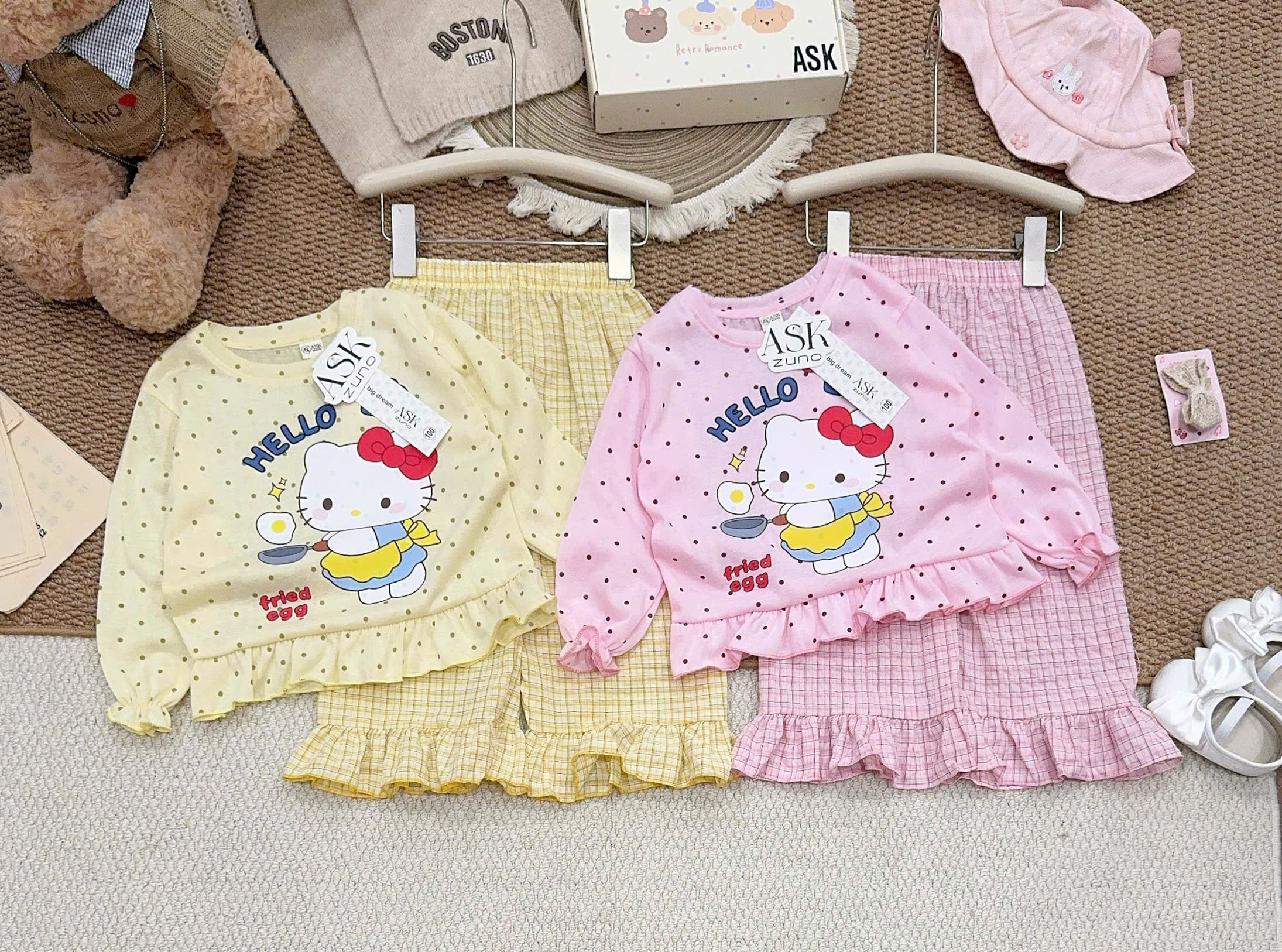 A591 - SET BÉ GÁI HELLO KITTY 3 MÀU