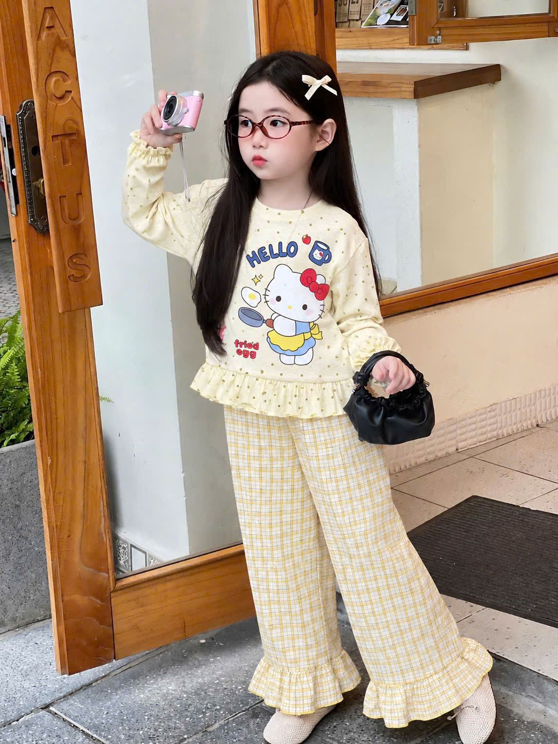 A591 - SET BÉ GÁI HELLO KITTY 3 MÀU