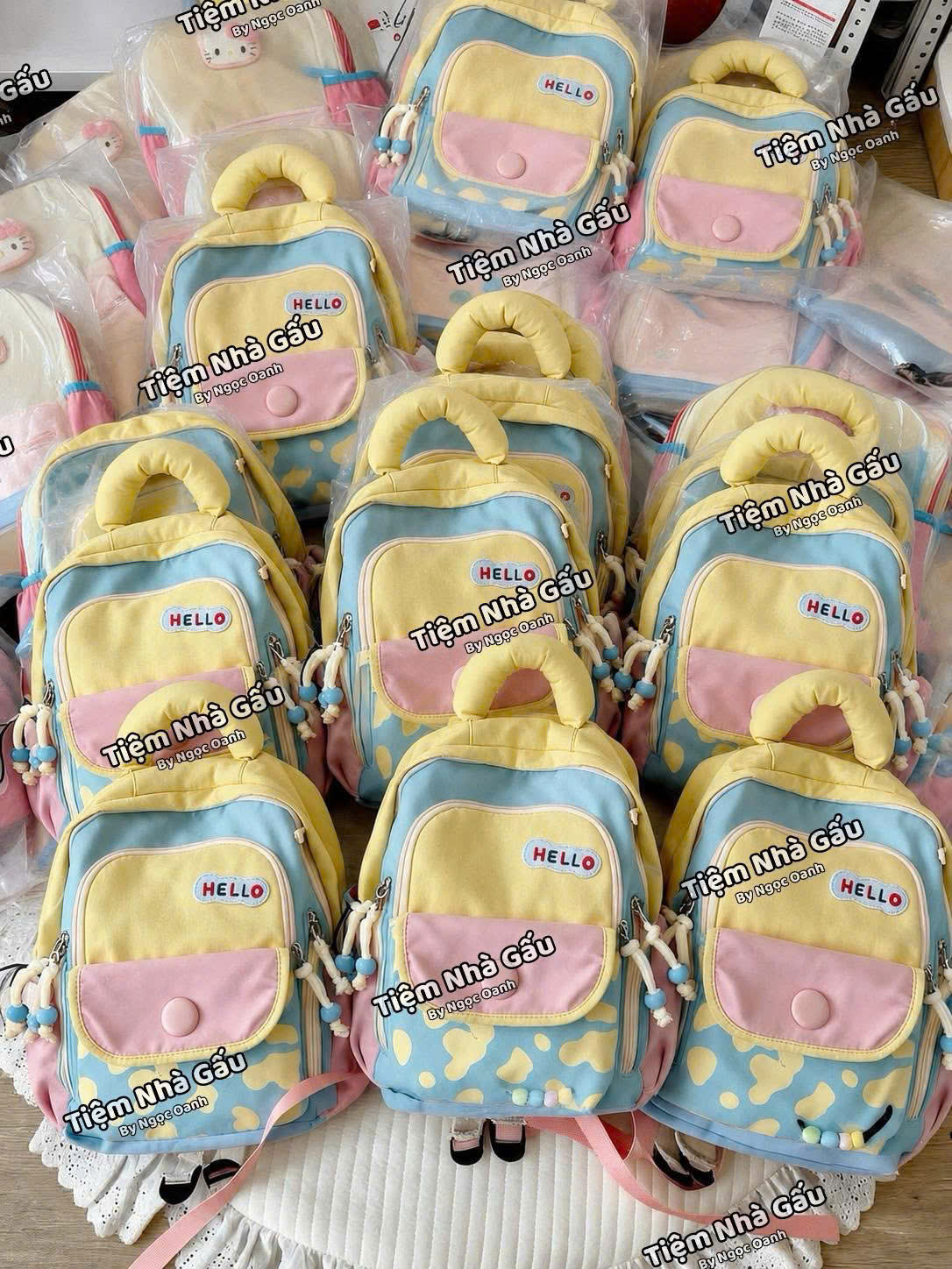 A604 - BA LÔ VẢI CHỮ HELLO 5 MÀU