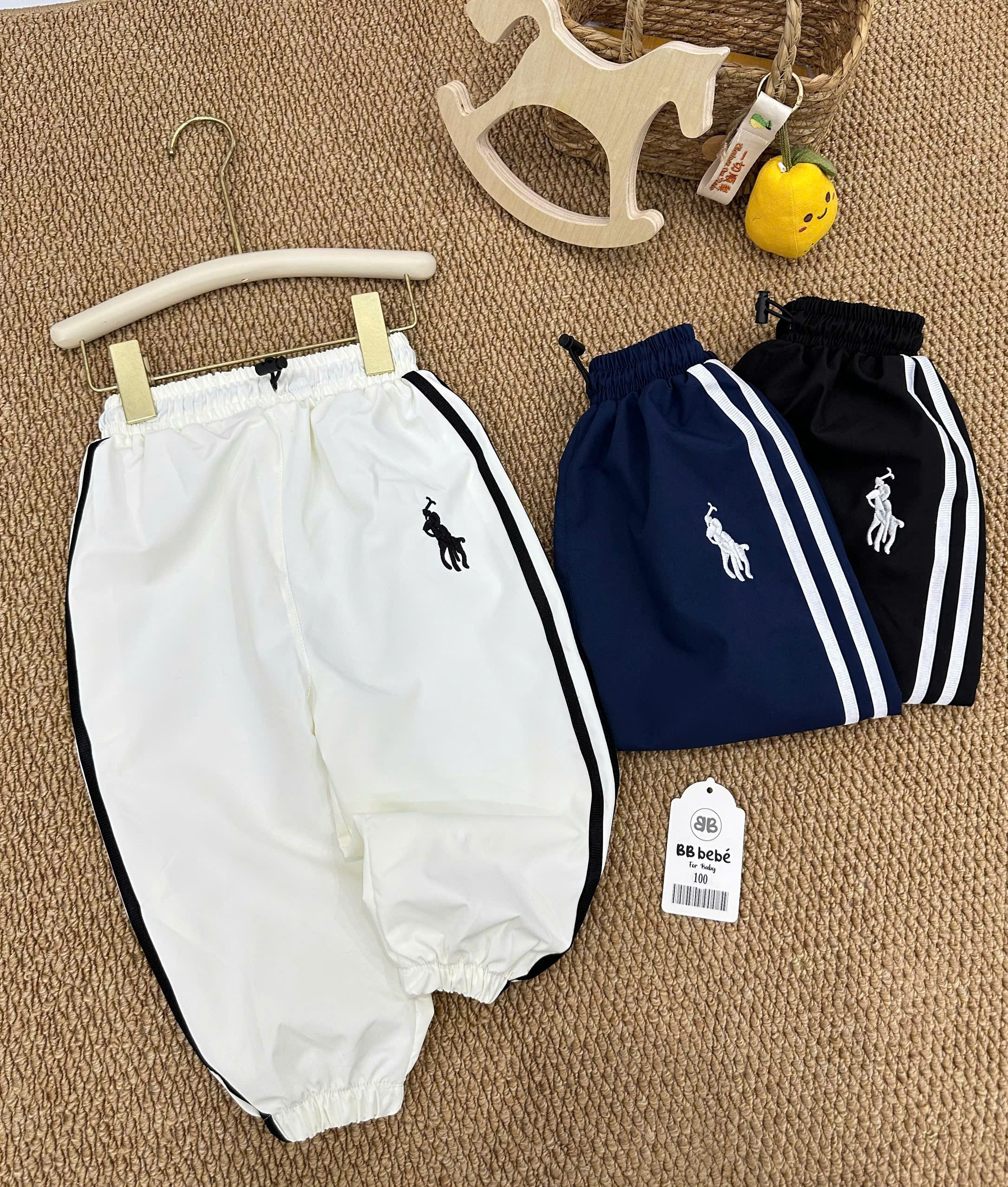 A681 - SET 3 QUẦN GIÓ BO GẤU THÊU NGỰA