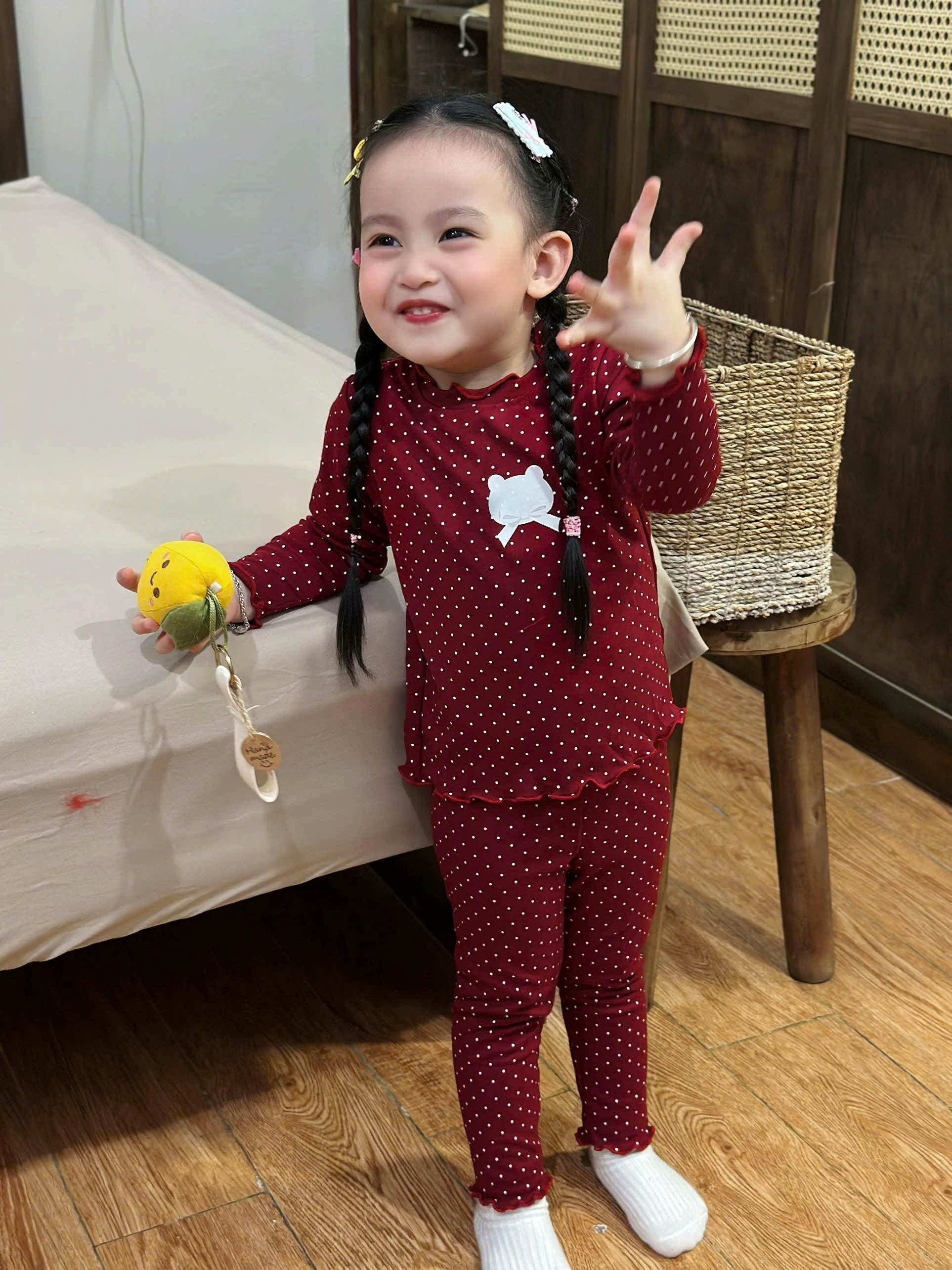 A771 - SET 2 BỘ ZIP ĐỎ BI