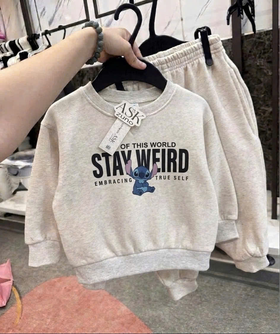 A937 - BỘ NỈ STAY WEIRD CHO BÉ
