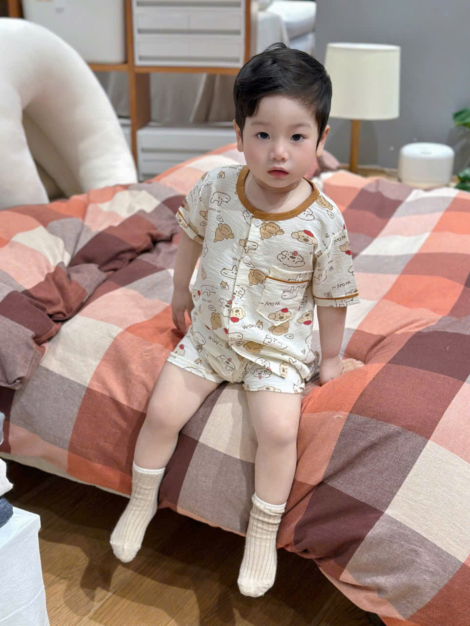 XẢ B113 - SET 2 BỘ PIJAMA ĐŨI KẺ VÀNG NÂU