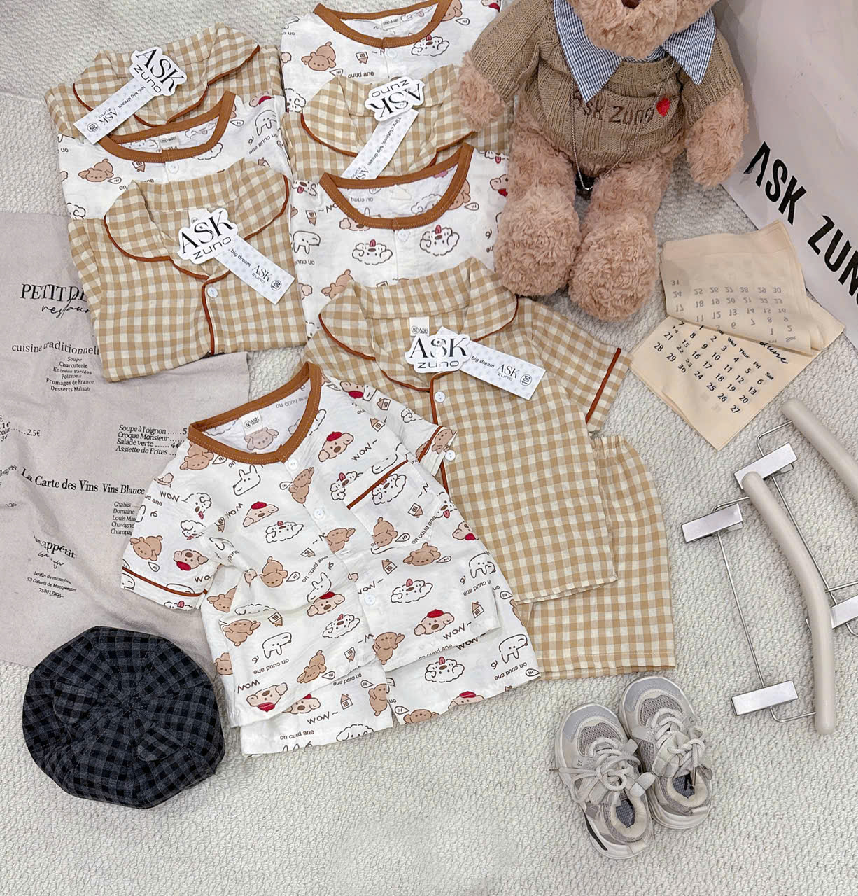 XẢ B113 - SET 2 BỘ PIJAMA ĐŨI KẺ VÀNG NÂU