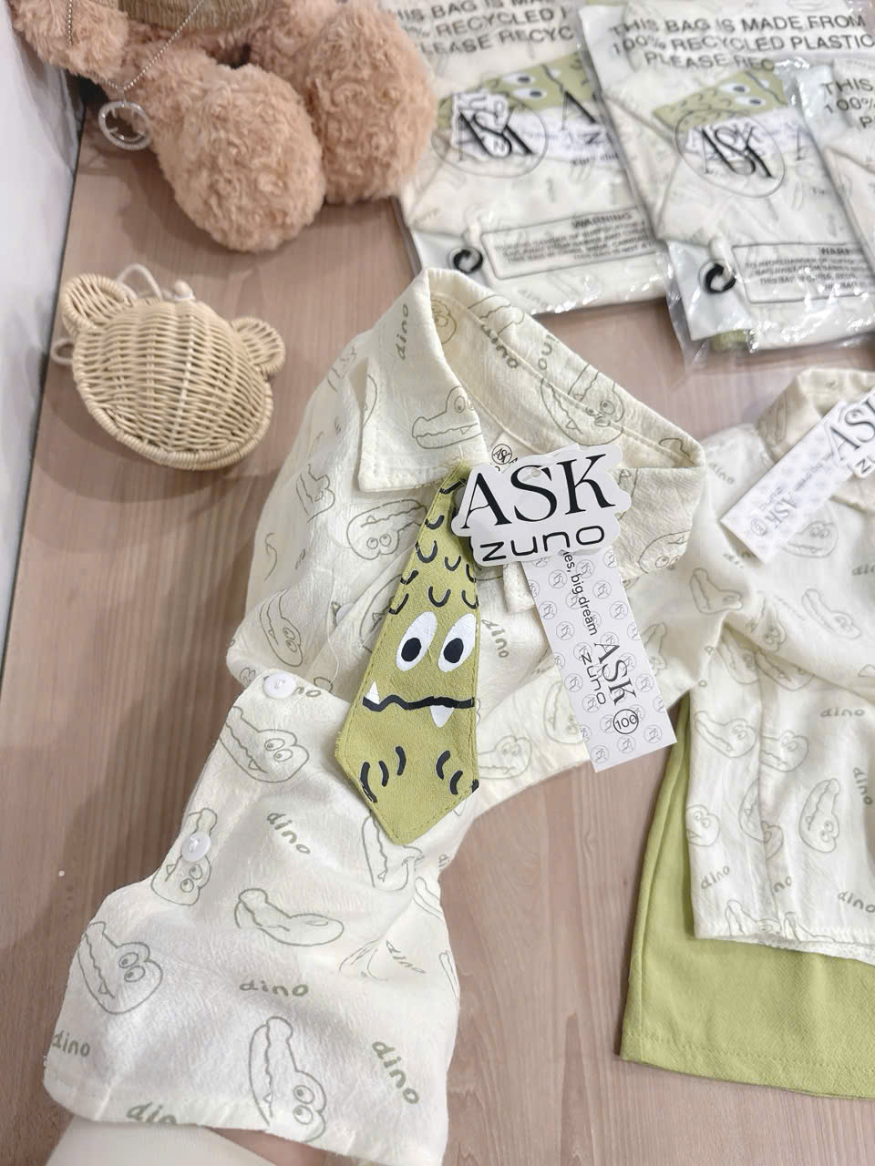XẢ B115 - SET ÁO SƠ MI CÀ VẠT TRẮNG QUẦN CỐM