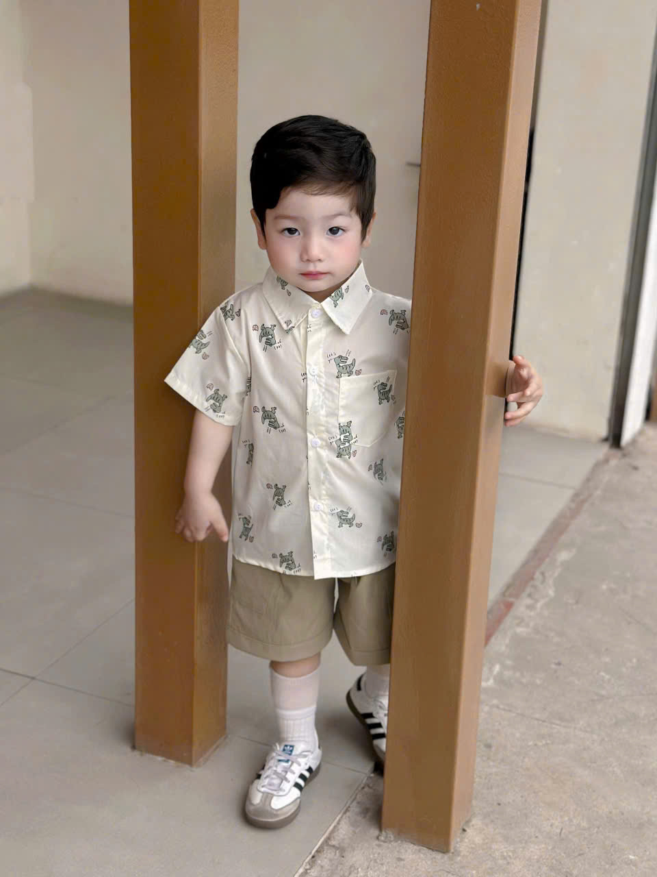 B119 - SET ÁO SƠ MI KHỦNG LONG NHÍ QUẦN KAKI MỀM