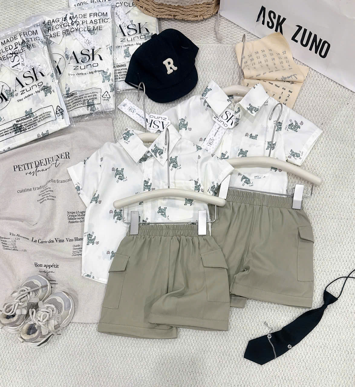 B119 - SET ÁO SƠ MI KHỦNG LONG NHÍ QUẦN KAKI MỀM