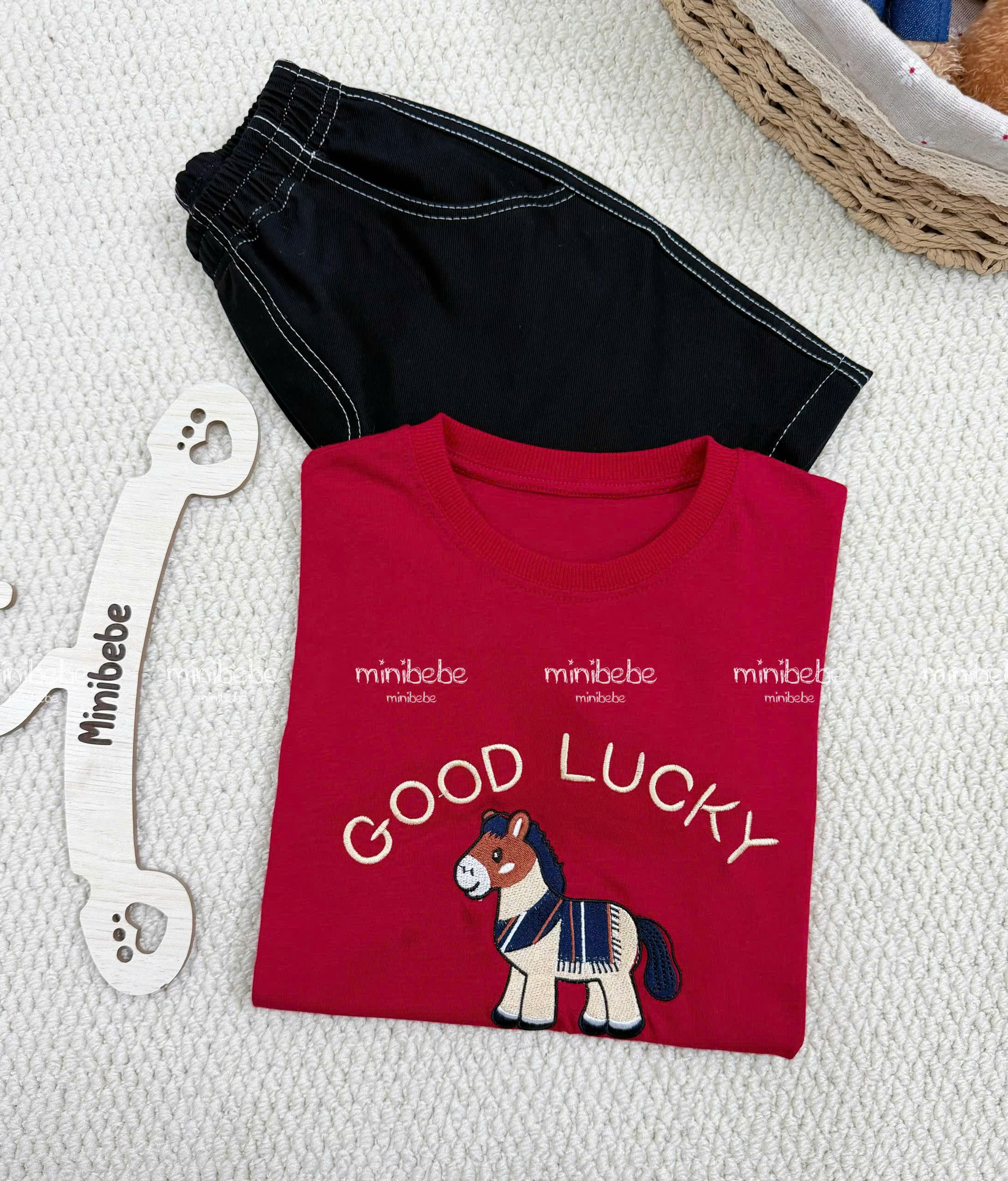 XẢ B134 - SET BỘ PHÔNG ĐỎ NGỰA GOODLUCK QUẦN GIẢ JEAN MỀM