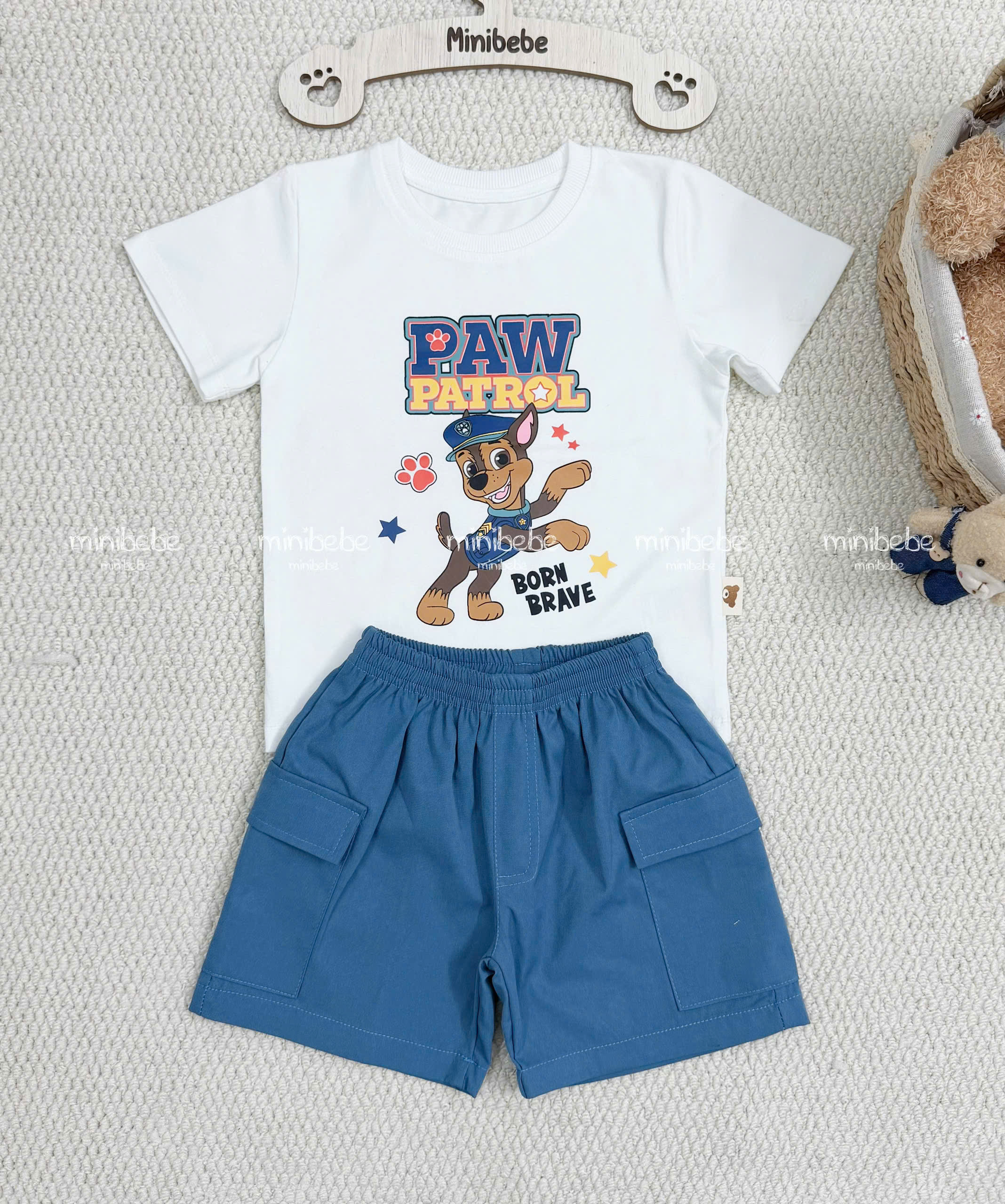 XẢ B143 - SET BỘ CHÓ CỨU HỘ TRẮNG QUẦN TÚI HỘP XANH JEAN