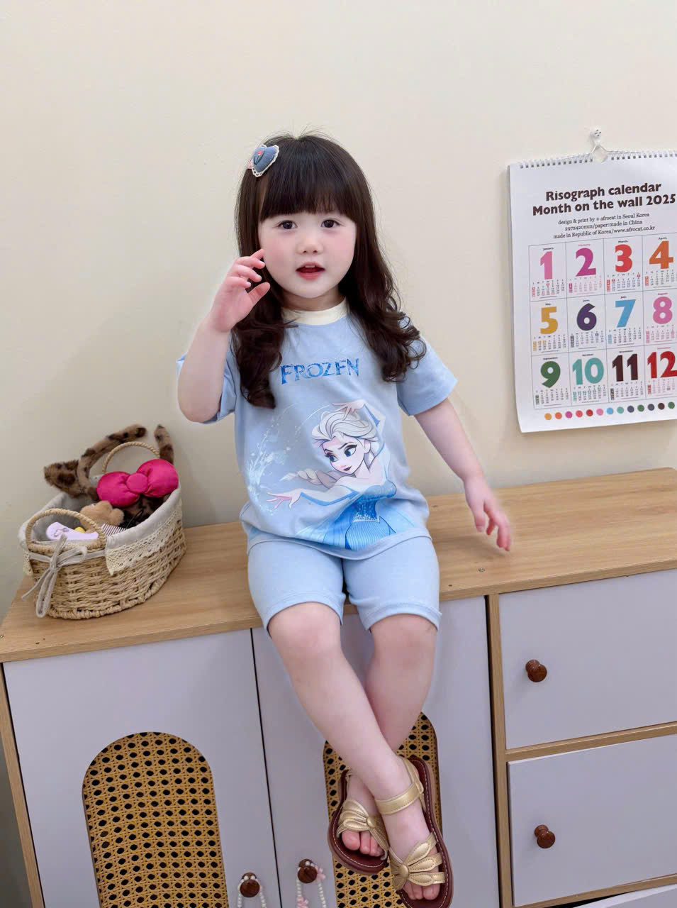 XẢ B177 - SET 2 BỘ FROZEN CHO BÉ GÁI