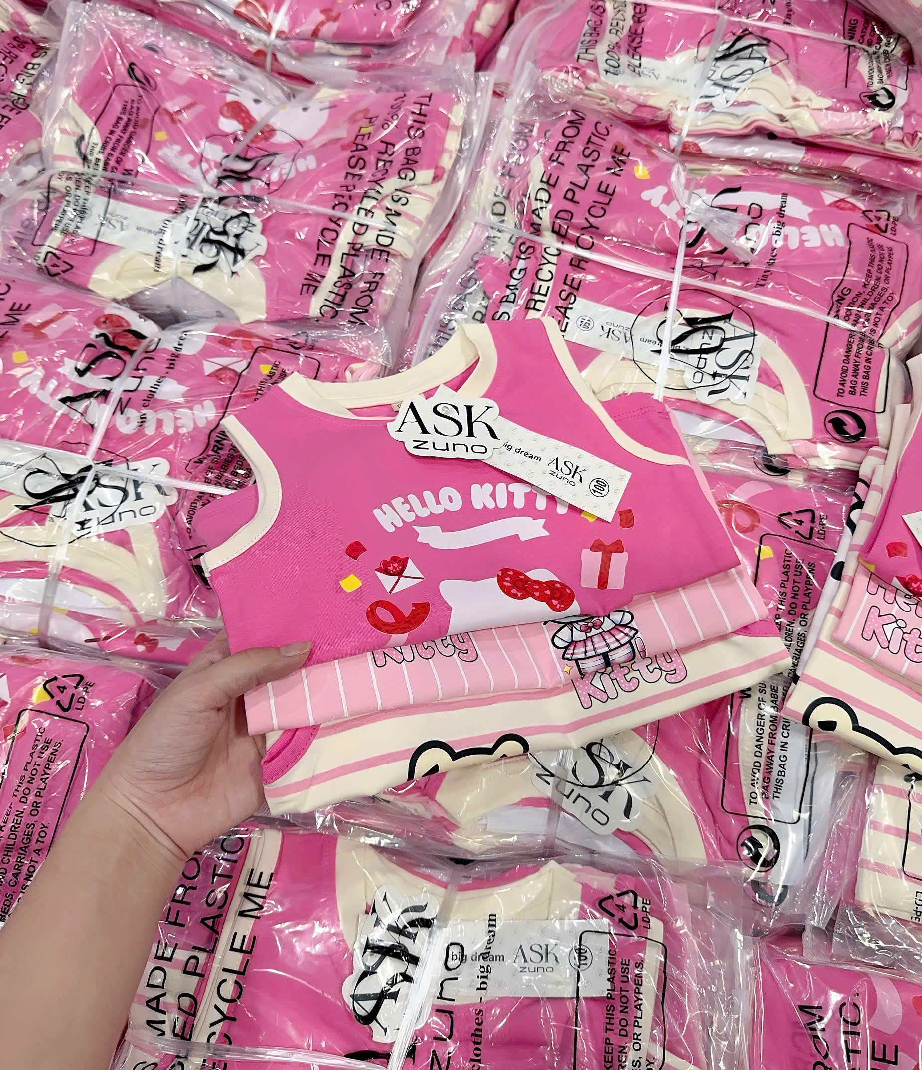 XẢ B204 - SET 3 ÁO BA LỖ HELLO KITTY TONE HỒNG